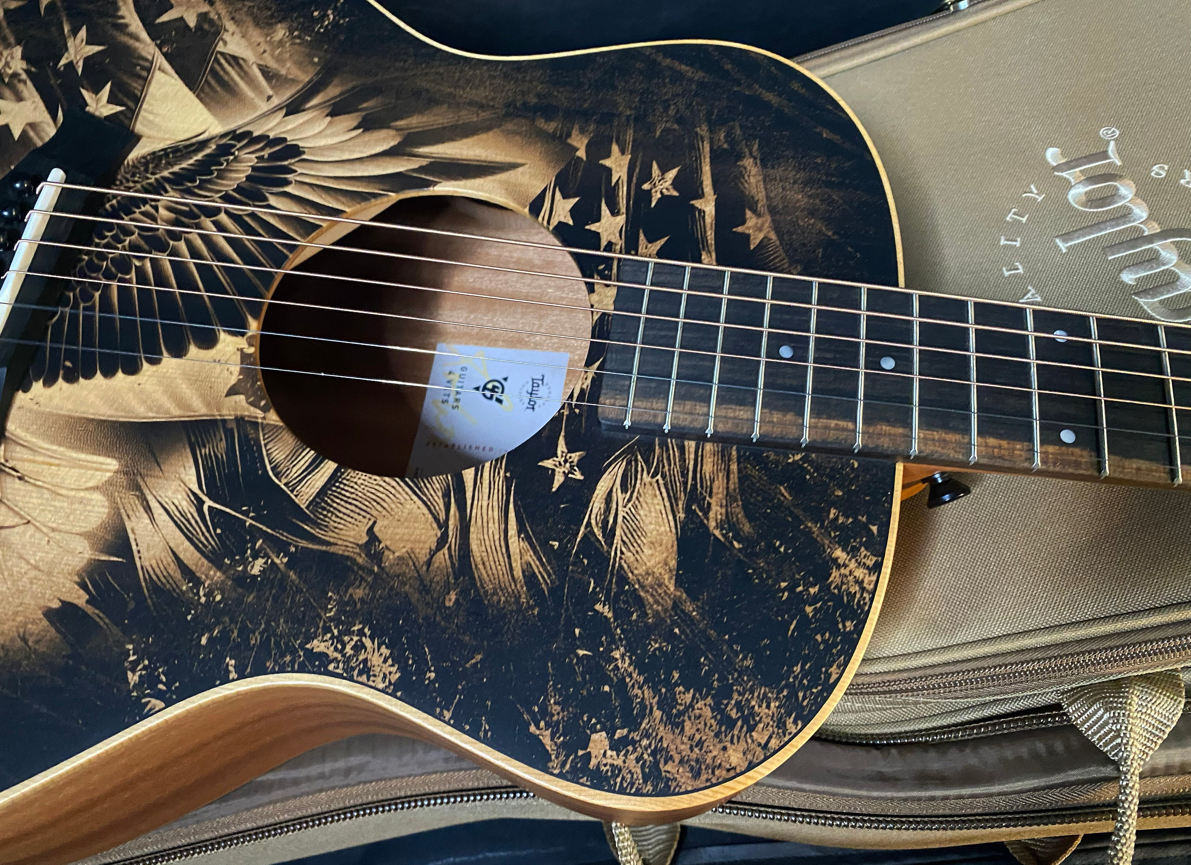 NEW Taylor Guitars 4 Vets GS Mini Americana Special Edition Acoustic Guitar - Custom Artwork - G05685