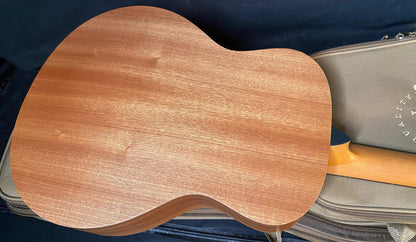 NEW Taylor Guitars 4 Vets GS Mini Americana Special Edition Acoustic Guitar - Custom Artwork - G05685