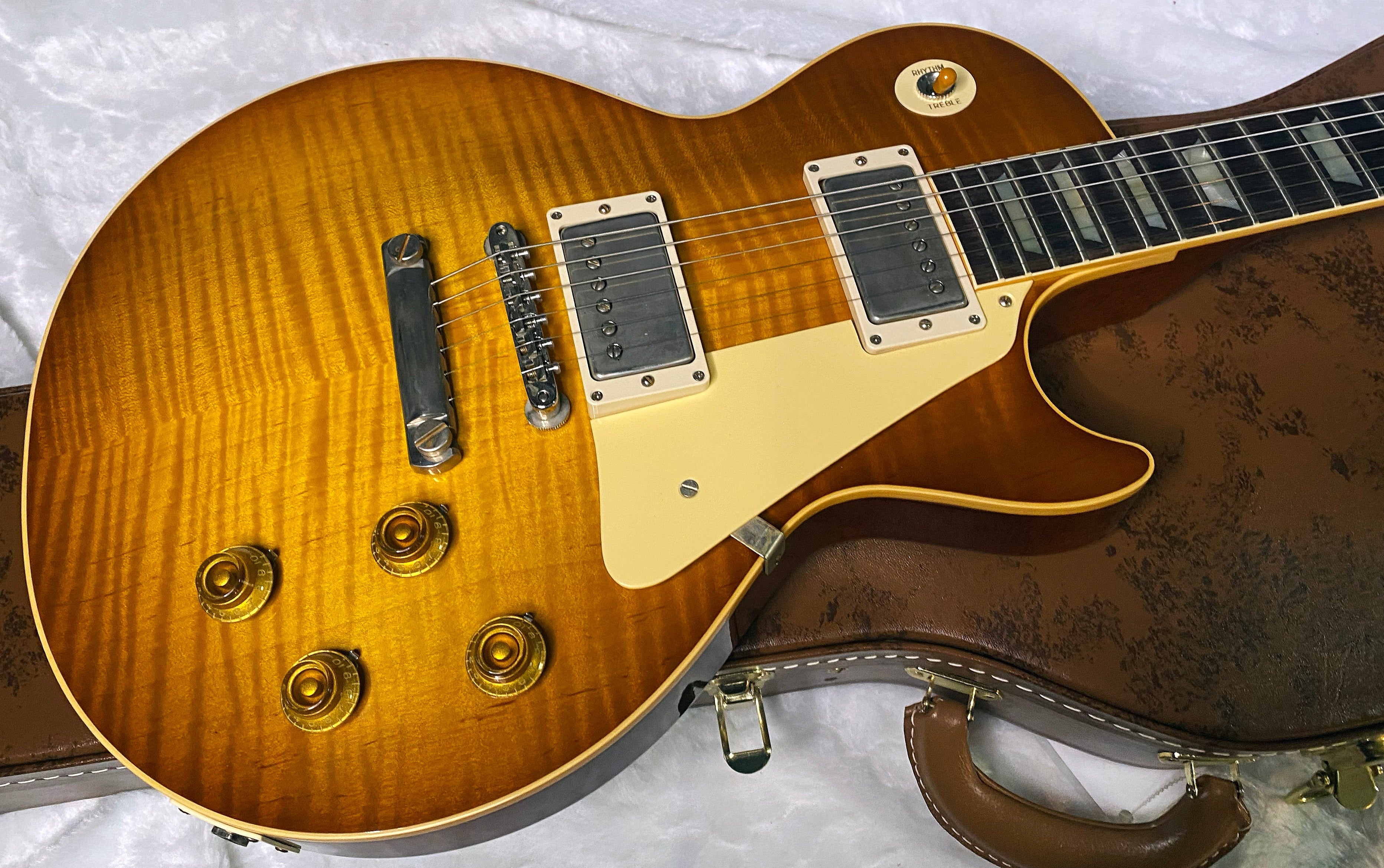 NEW ! Gibson Custom Shop 1959 Les Paul - Golden Poppy Burst - Authorized Dealer - Hand Picked KILLER Flame Top - MONSTER TOP VOS - 8.9 lbs - G06461