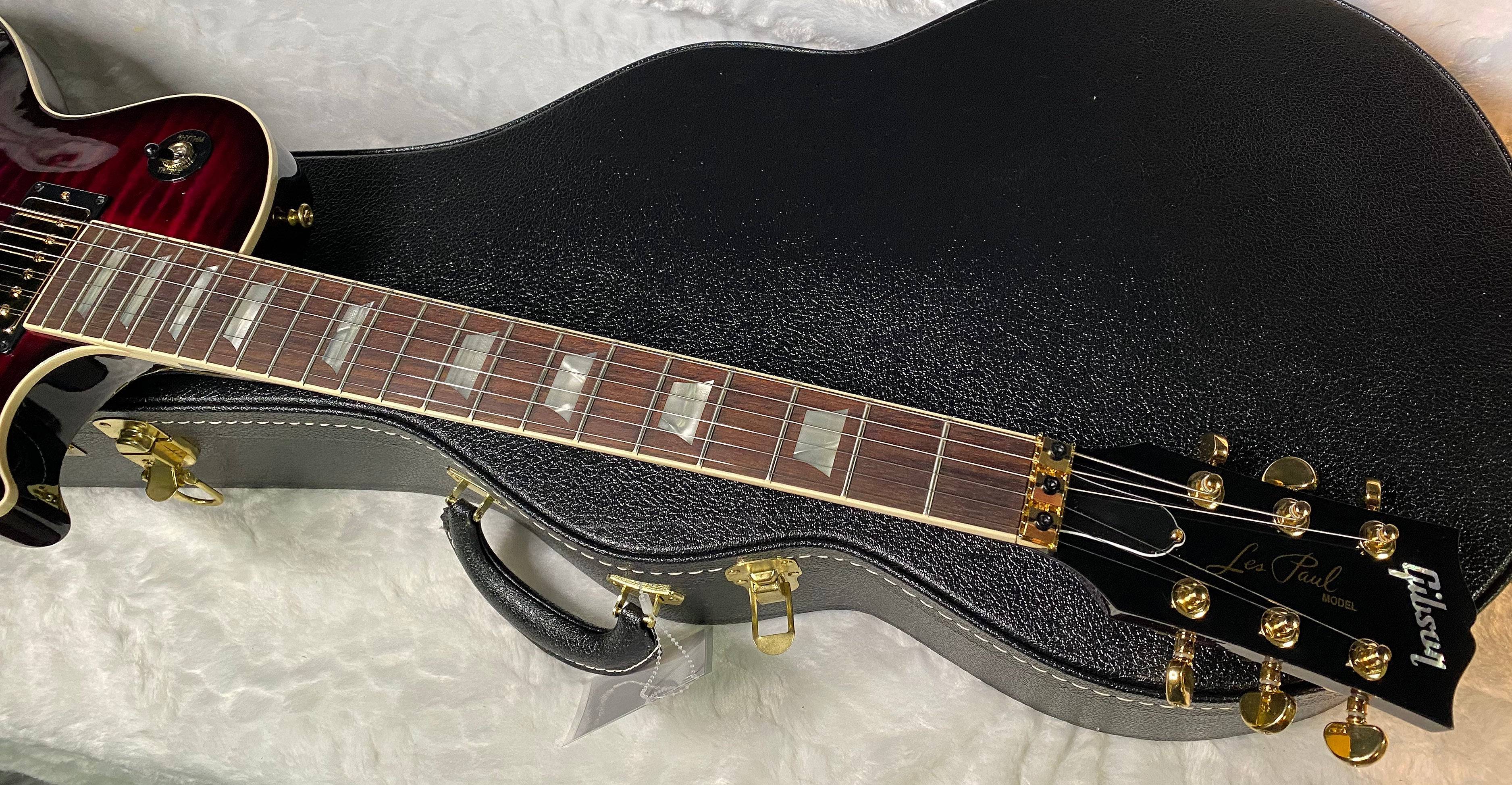 NEW! Gibson Custom Les Paul Axcess Standard Figured Top Floyd Rose Electric Guitar - Greatest Hits II - Authorized Dealer - Tri-Berry Burst - WOW! 8.35lbs - G07129
