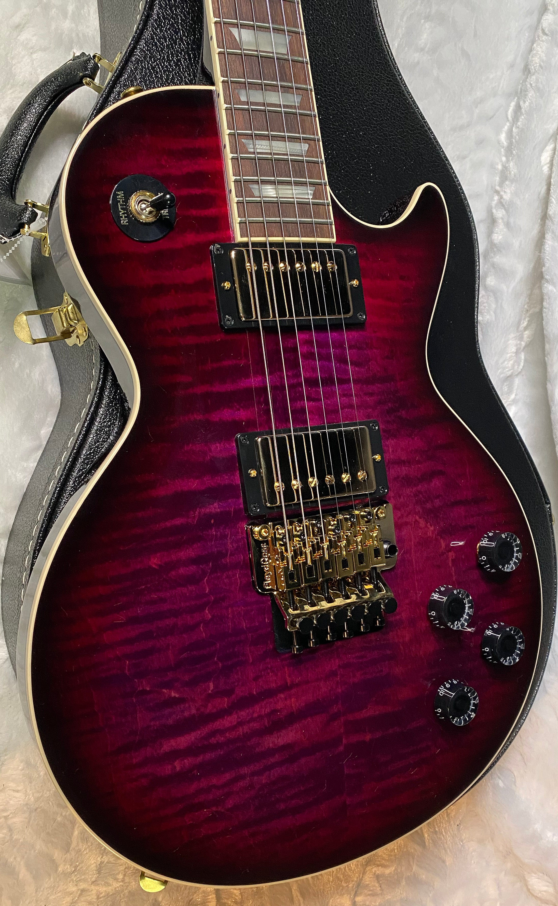 NEW! Gibson Custom Les Paul Axcess Standard Figured Top Floyd Rose Electric Guitar - Greatest Hits II - Authorized Dealer - Tri-Berry Burst - WOW! 8.35lbs - G07129