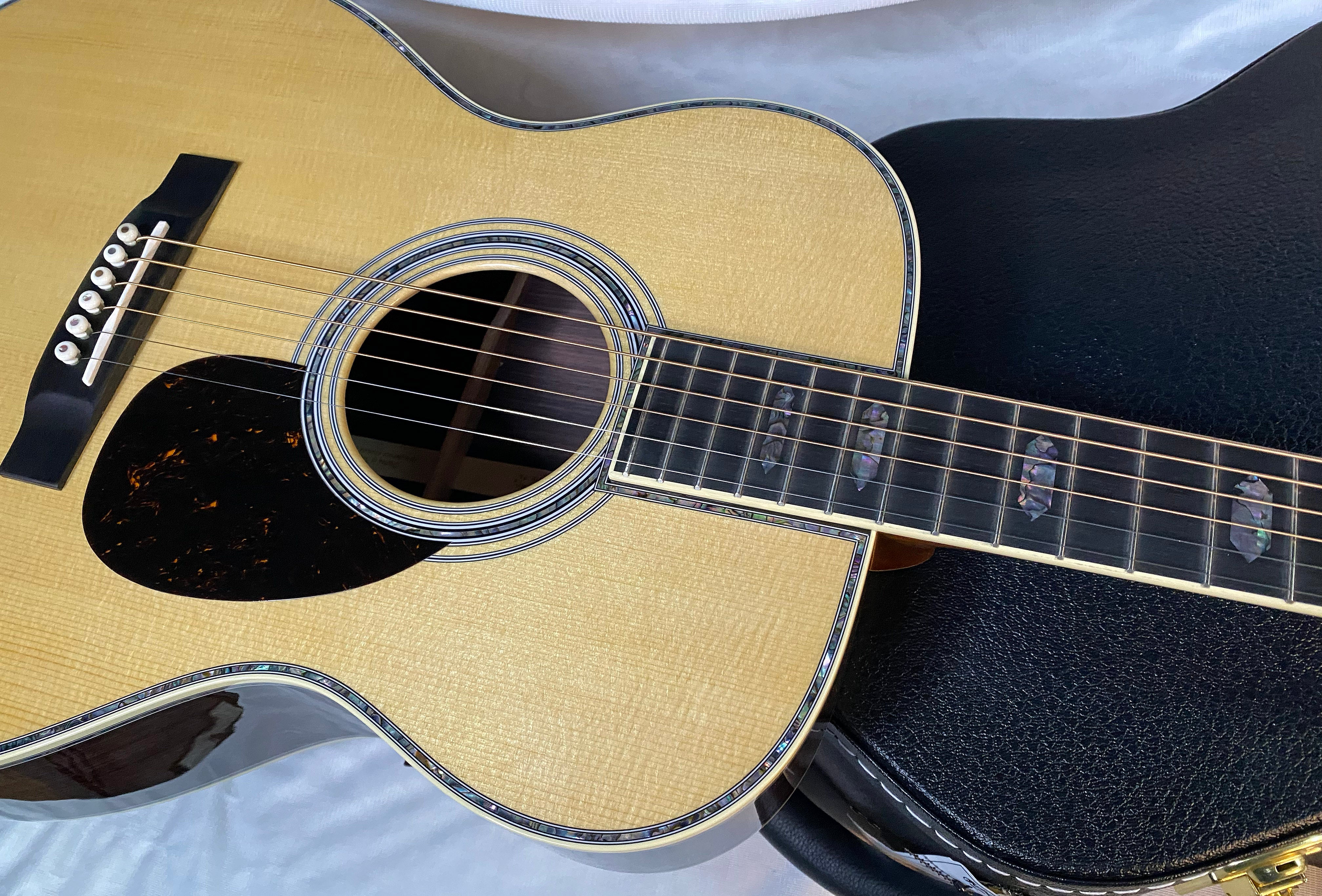 NEW Martin OM-45 Standard Series Acoustic Guitar - Natural with Aging Toner - 4.1lbs - Authorized Dealer - G05691