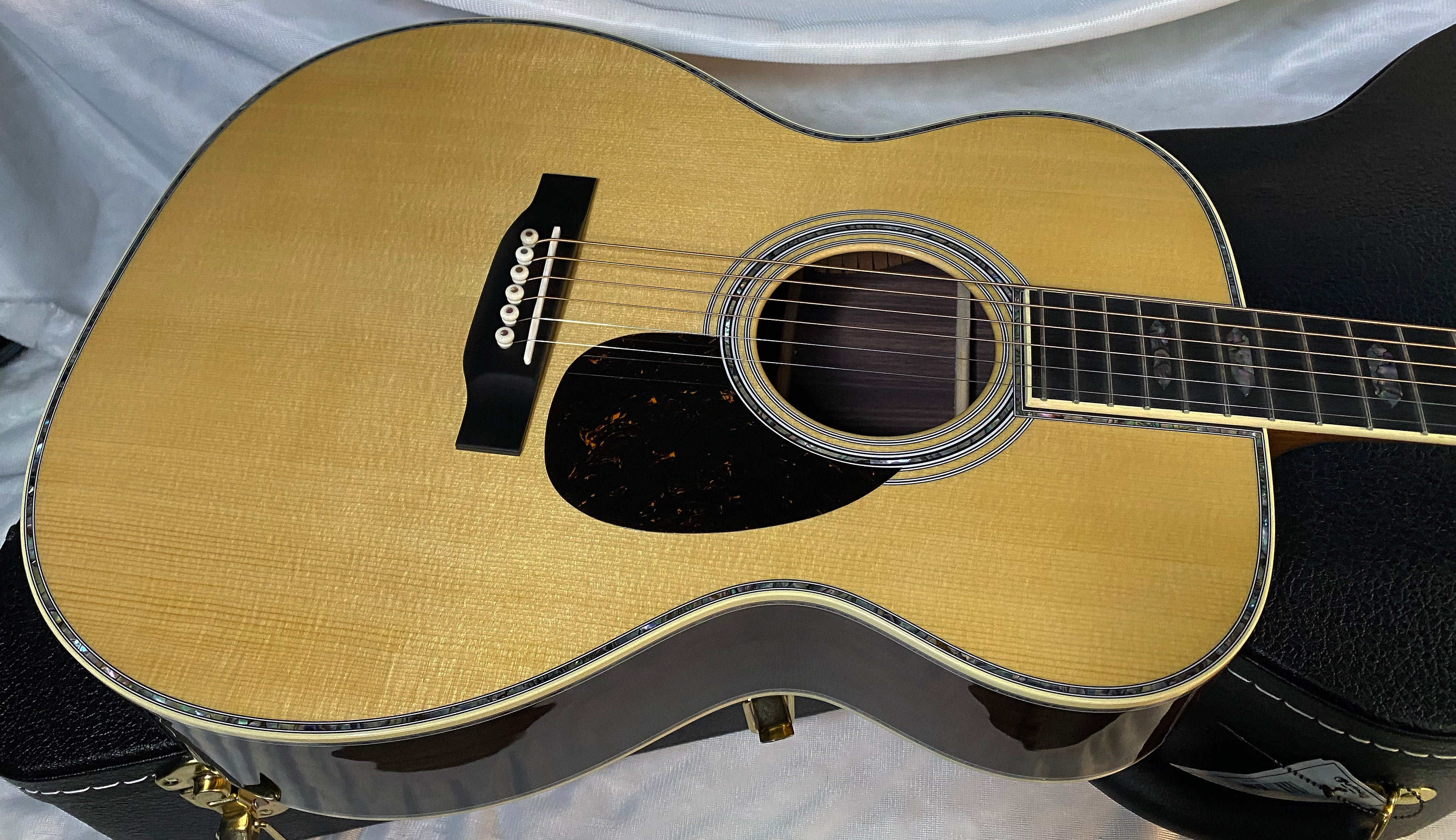 NEW Martin OM-45 Standard Series Acoustic Guitar - Natural with Aging Toner - 4.1lbs - Authorized Dealer - G05691
