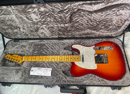 NEW ! Fender American Professional Telecaster - Maple Fingerboard - Ash Body - Aged Cherry Burst - 7.4lbs - Authorized Dealer - G07850