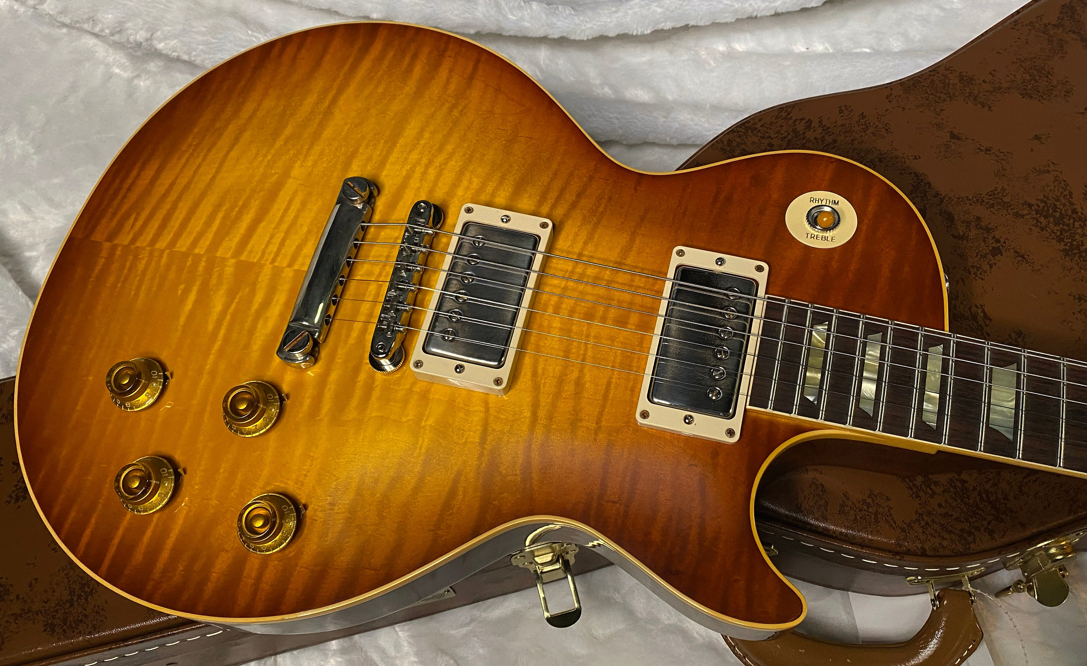 NEW ! Gibson Custom Shop 1959 Les Paul - Slow Iced Tea Fade - Authorized Dealer - Hand Picked Reverse Chevron Quilt / Flame Top - VOS - 8.7 lbs - G06431