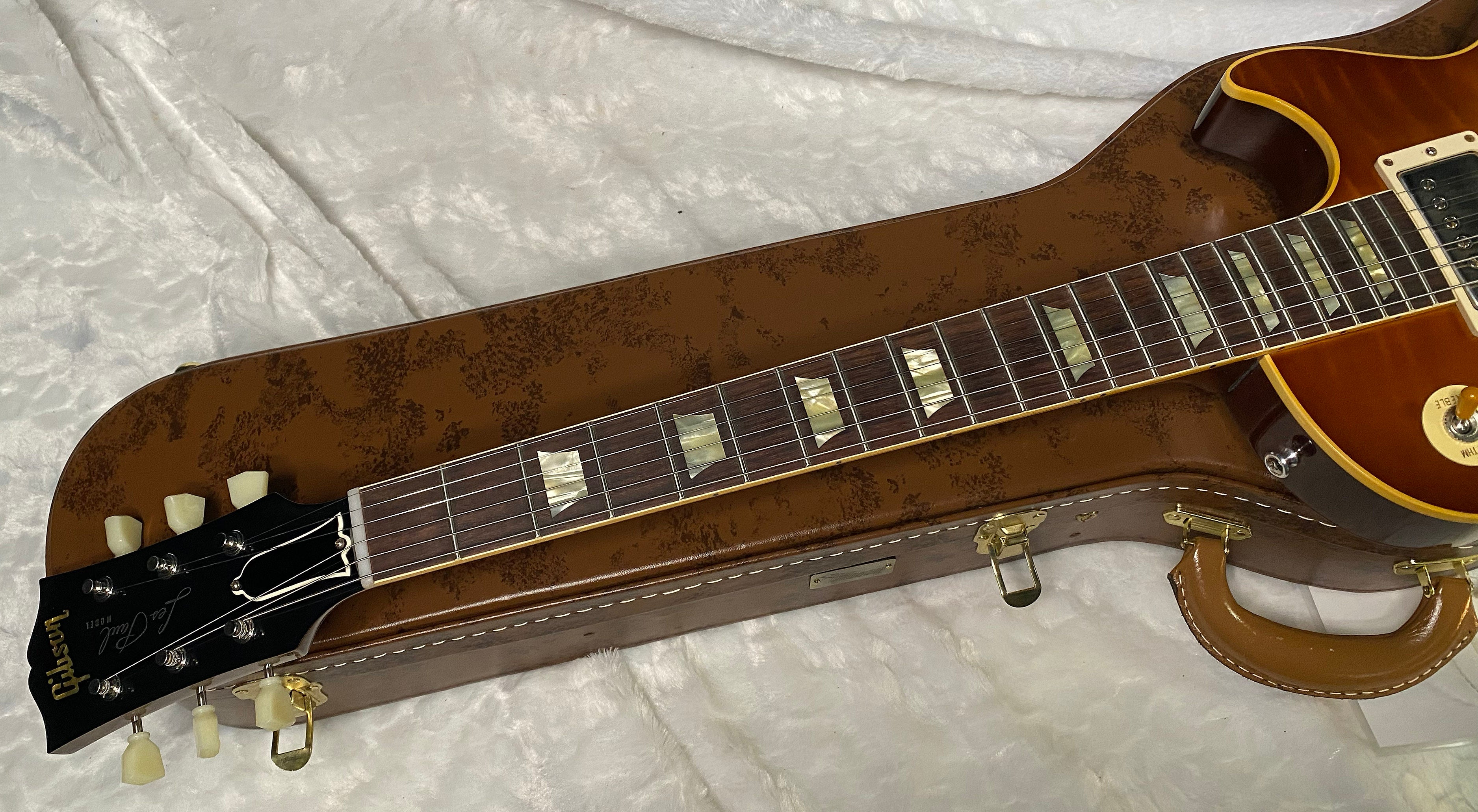 NEW ! Gibson Custom Shop 1959 Les Paul - Slow Iced Tea Fade - Authorized Dealer - Hand Picked Reverse Chevron Quilt / Flame Top - VOS - 8.7 lbs - G06431