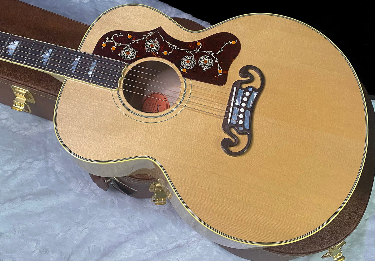 NEW ! Gibson SJ-200 Original Antique Natural - Baggs HiFi DNA System - 4.9 lbs - Authorized Dealer - Incredible Flamed Neck & Back! G07857