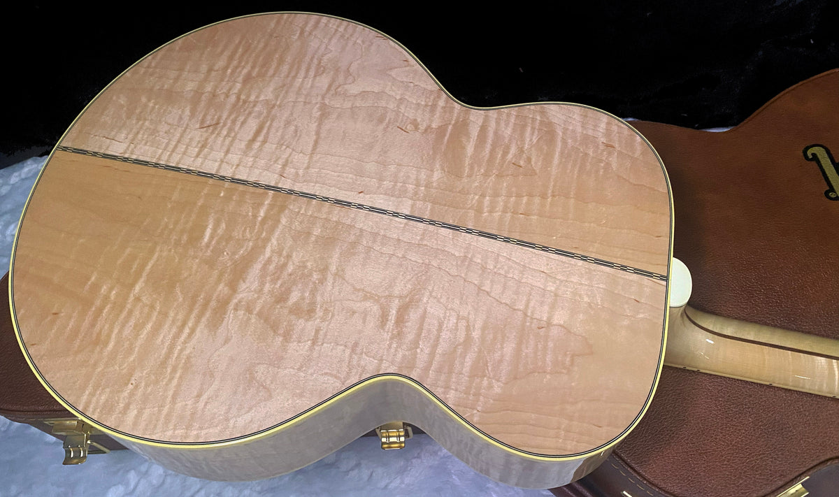 NEW ! Gibson SJ-200 Original Antique Natural - Baggs HiFi DNA System - 4.9 lbs - Authorized Dealer - Incredible Flamed Neck & Back! G07857