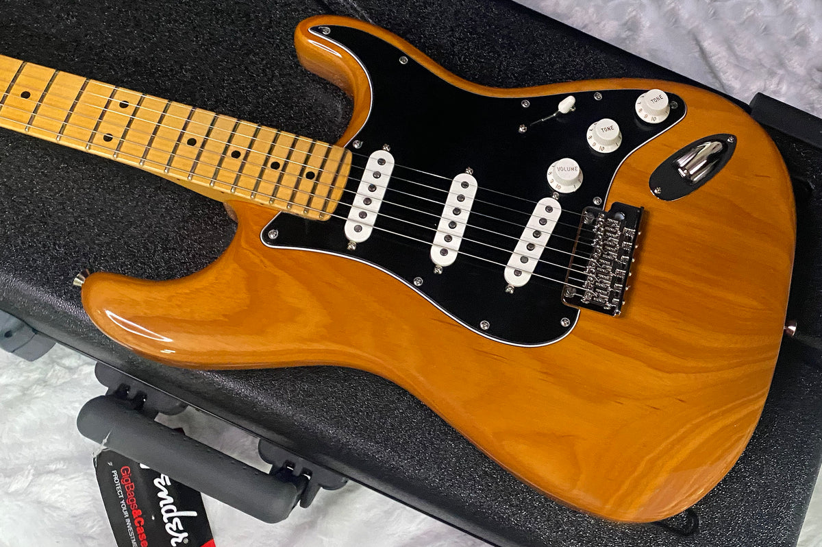 NEW! Fender American Professional Stratocaster - Ash - Natural Finish - Authorized Dealer - G07865