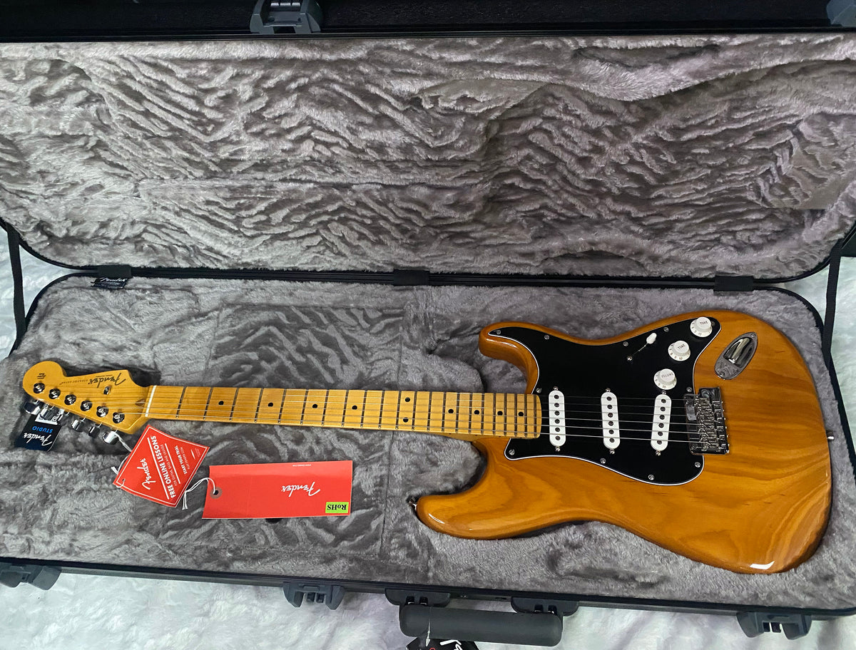 NEW! Fender American Professional Stratocaster - Ash - Natural Finish - Authorized Dealer - G07865