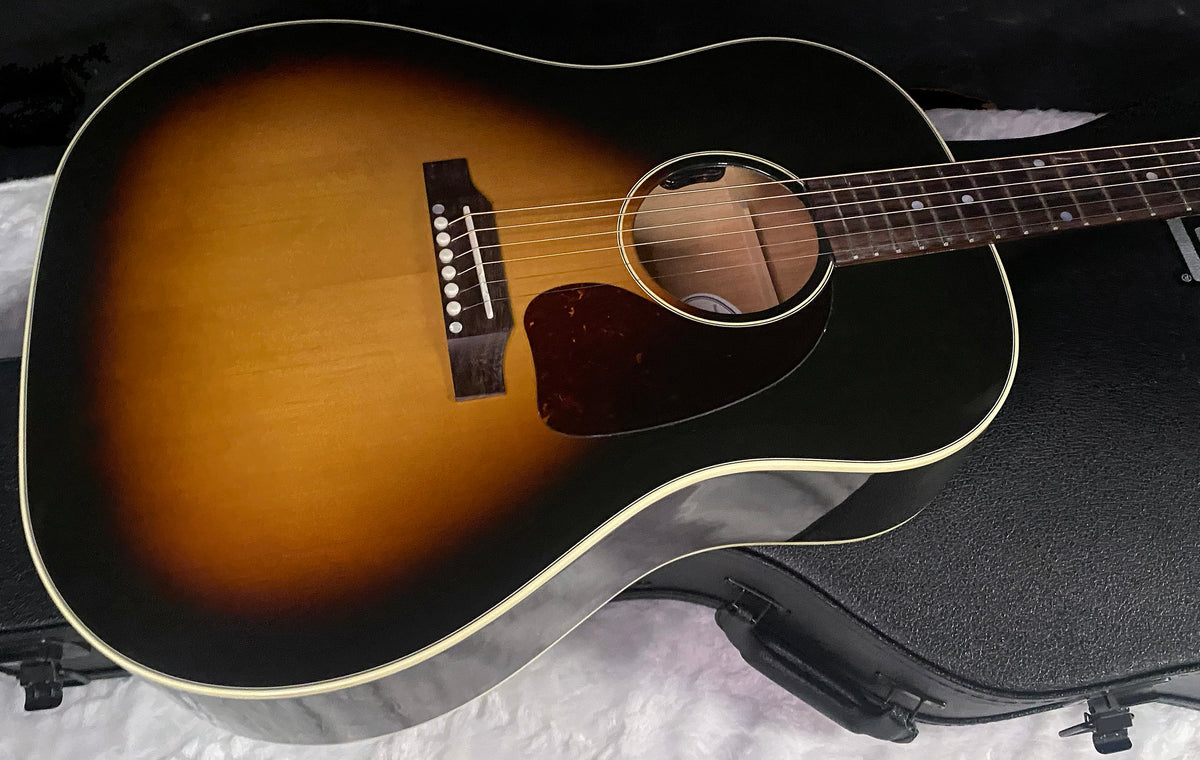NEW! Gibson J-45 Standard Acoustic Electric Guitar - Baggs HiFi DNA System - Vintage Sunburst - Authorized Dealer - 4.5lbs - G07859