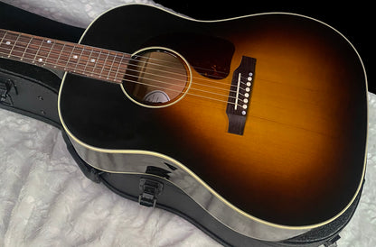 NEW! Gibson J-45 Standard Acoustic Electric Guitar - Baggs HiFi DNA System - Vintage Sunburst - Authorized Dealer - 4.5lbs - G07861