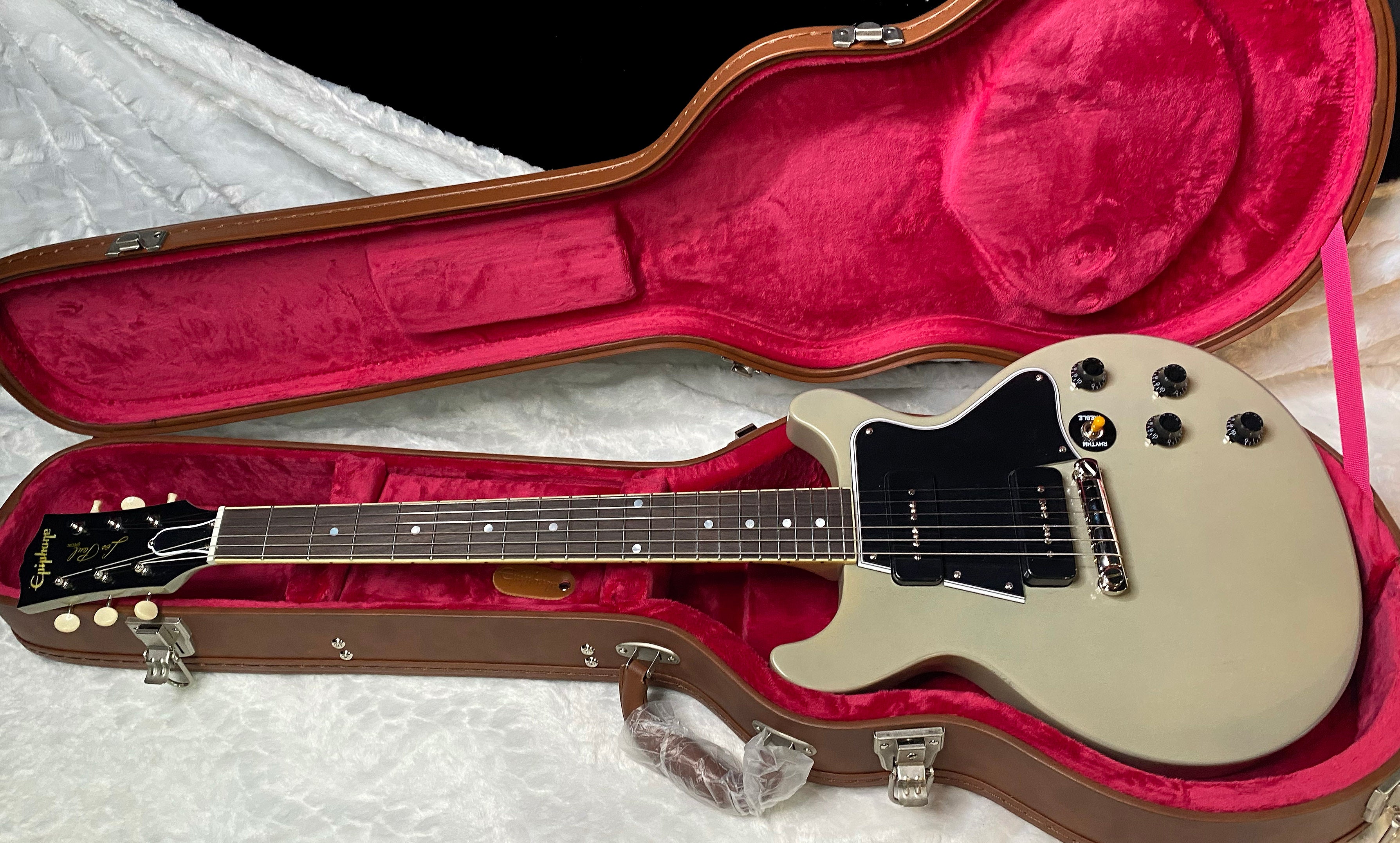 NEW Epiphone Inspired by Gibson 1960 Les Paul Special Double Cut Reissue Electric Guitar - TV White - 7.25lbs - Authorized Dealer - G07148