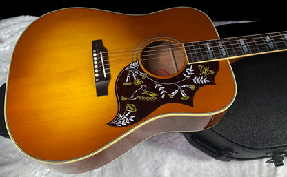 NEW! Gibson Hummingbird Original - Heritage Cherry Sunburst - 4.5lbs - Baggs HiFi DNA system - Authorized Dealer! G07862