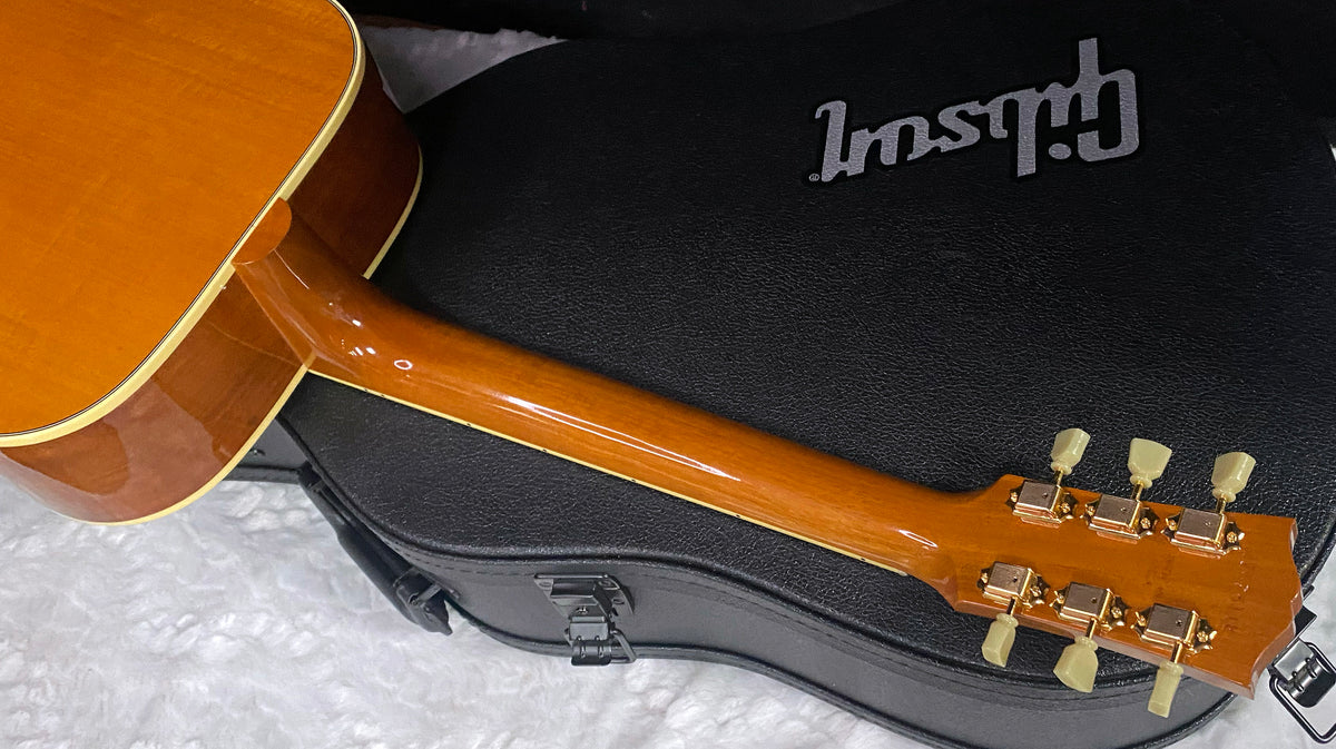 NEW! Gibson Hummingbird Original - Heritage Cherry Sunburst - 4.5lbs - Baggs HiFi DNA system - Authorized Dealer! G07862