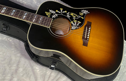 NEW ! Gibson Hummingbird Standard - Vintage Sunburst - Acoustic Electric - Baggs HiFi DNA System - Authorized Dealer - 4.9lbs - G07863