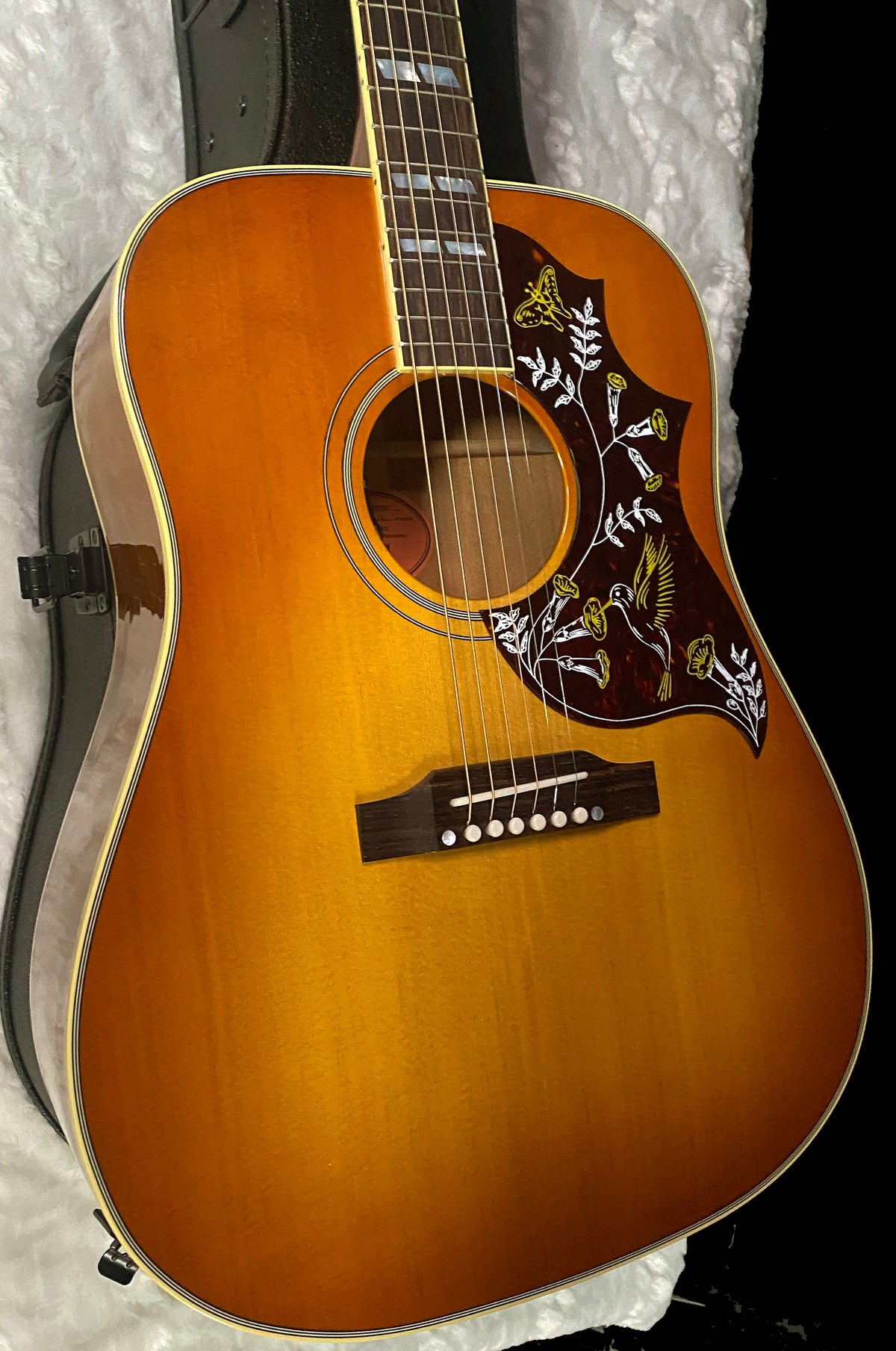NEW! Gibson Hummingbird Original - Heritage Cherry Sunburst - 4.6lbs - Baggs HiFi DNA system - Authorized Dealer! G07853
