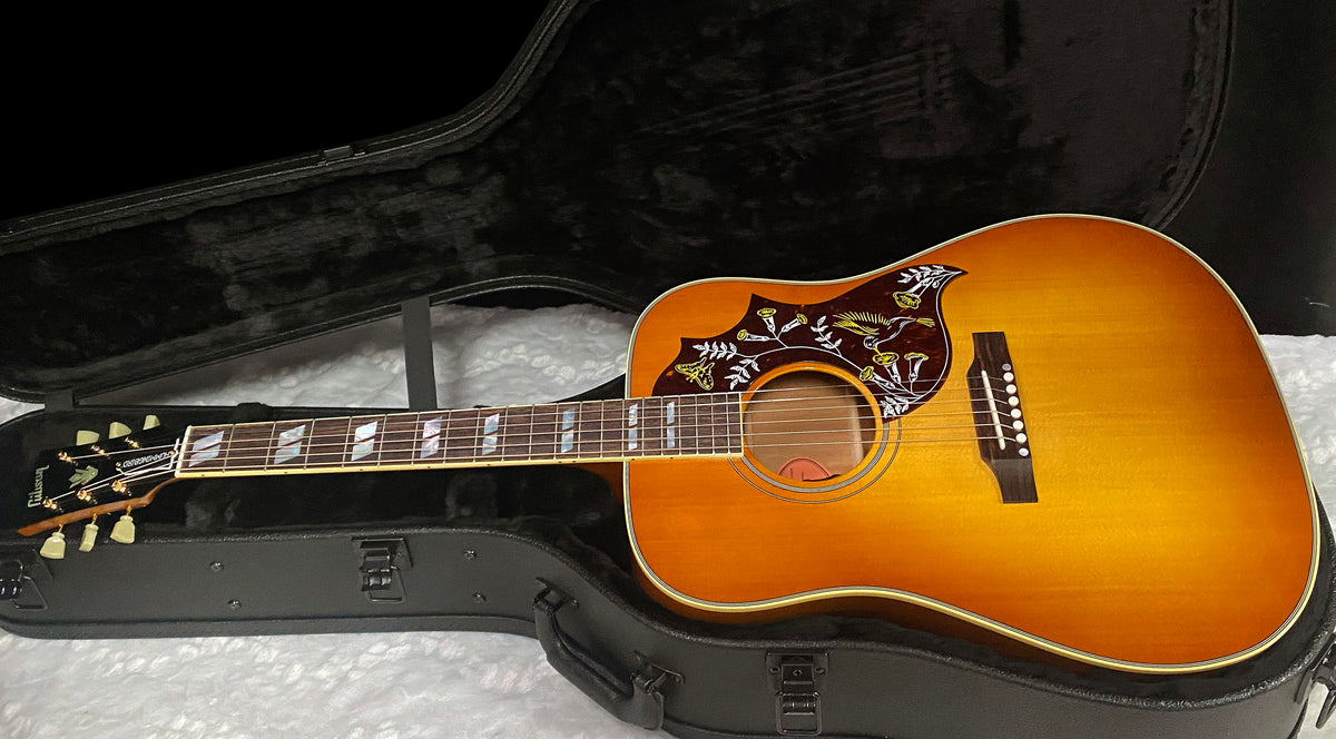 NEW! Gibson Hummingbird Original - Heritage Cherry Sunburst - 4.6lbs - Baggs HiFi DNA system - Authorized Dealer! G07853