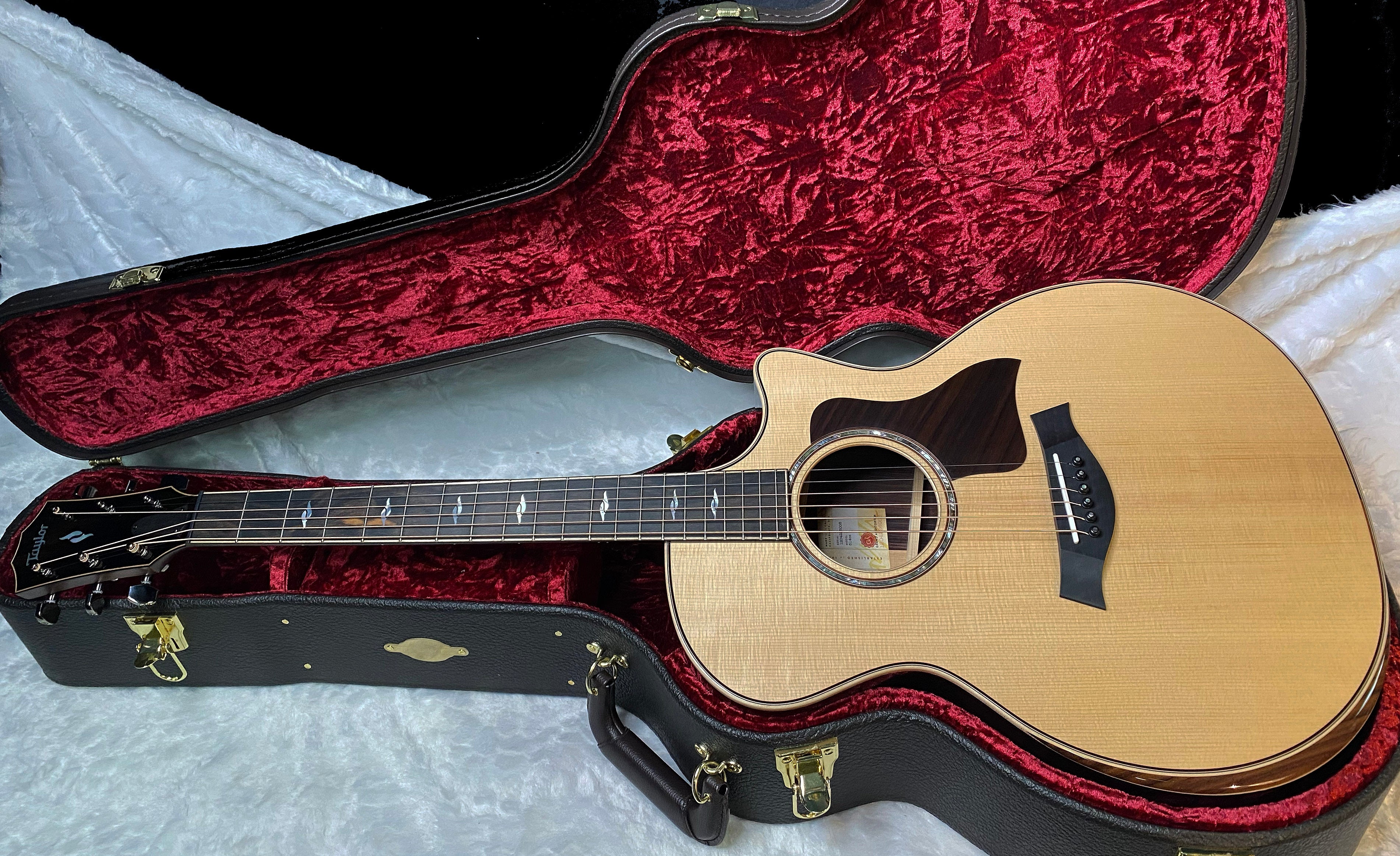 NEW ! Taylor 814ce Acoustic-Electric Guitar - Natural Gloss - 4.5lbs - Authorized Dealer - G07142
