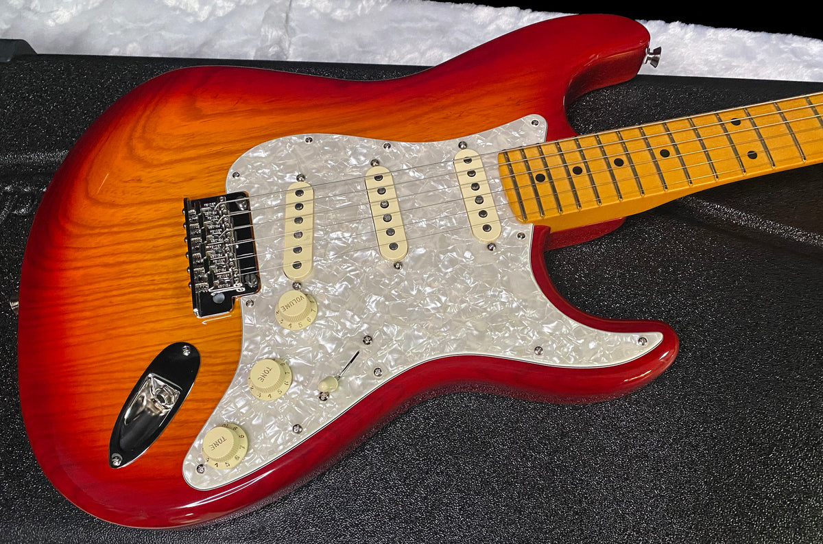 NEW! Fender American Professional Stratocaster - Ash - Aged Cherry Sunburst Finish - Authorized Dealer - G07874