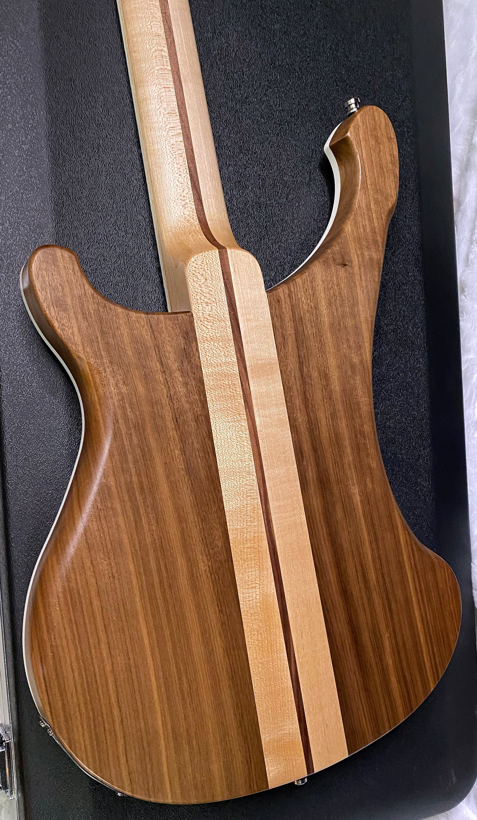 NEW! Rickenbacker 4003 W Walnut - 4-String Bass - Authorized Dealer - 9.2 lbs - G07139