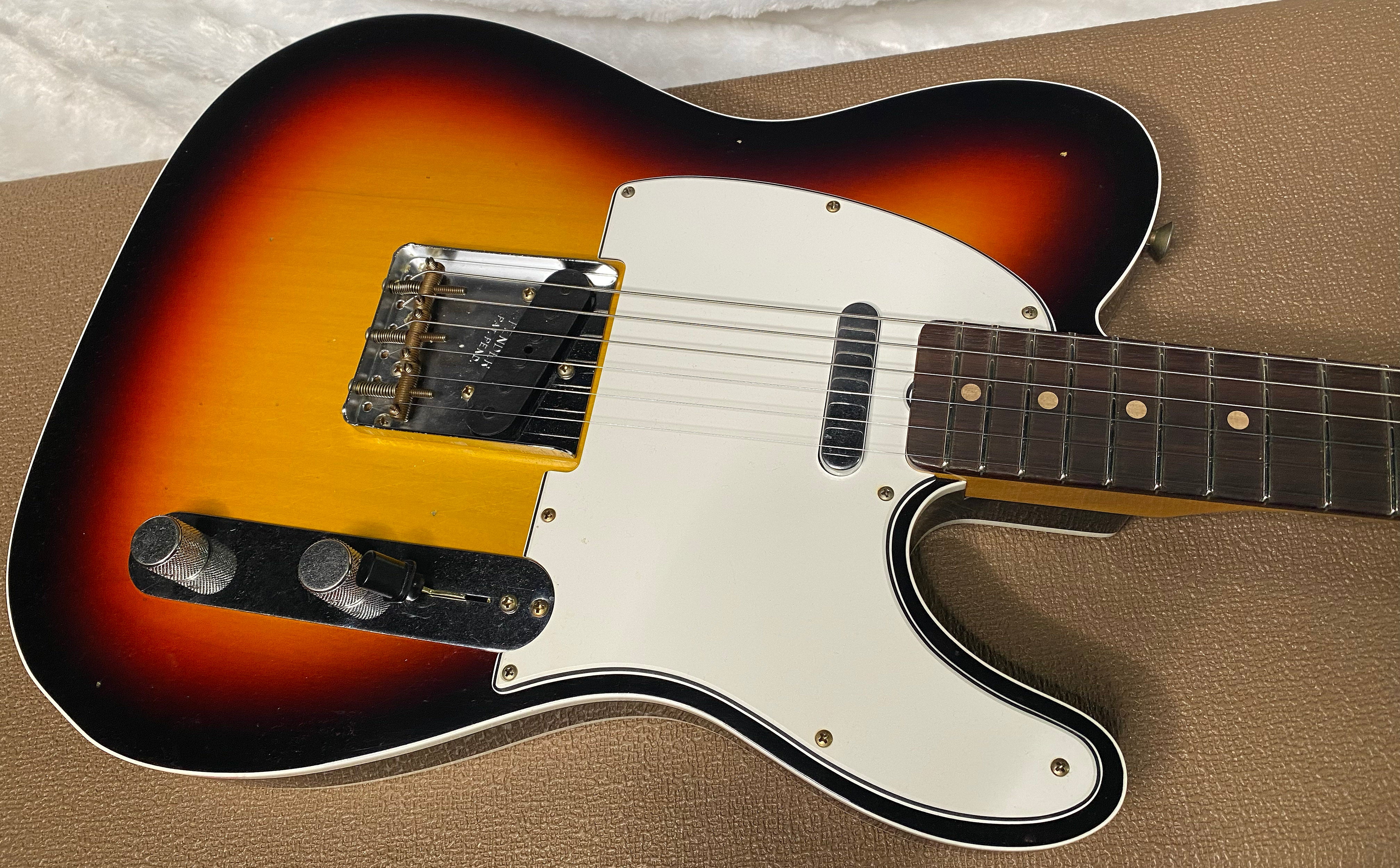 NEW! Fender Custom Shop '60 Reissue Telecaster Custom Journeyman Relic - Modern Specs - Handwound Pick-Ups - Sunburst - Authorized Dealer - 7.4lbs - G06489