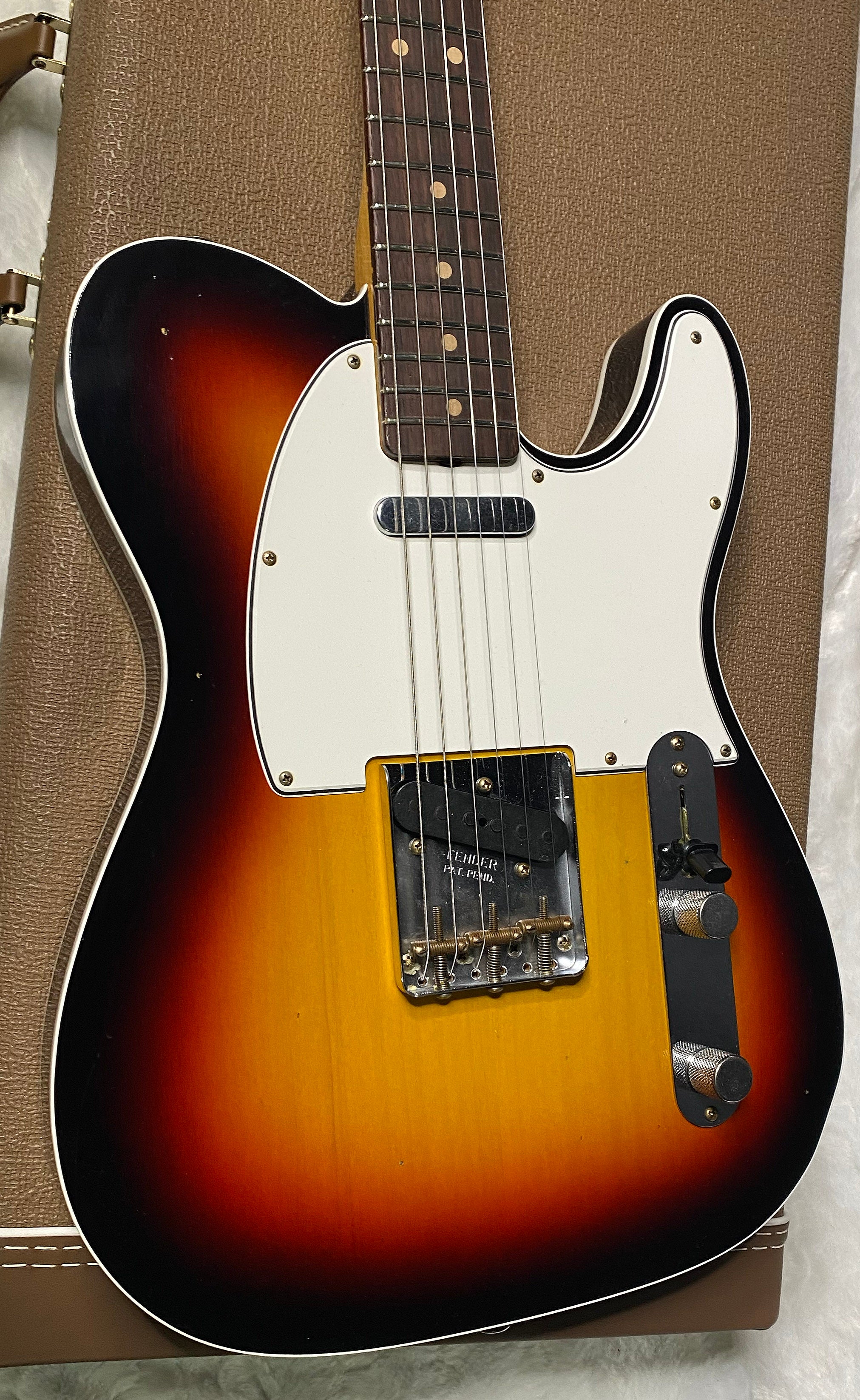 NEW! Fender Custom Shop '60 Reissue Telecaster Custom Journeyman Relic - Modern Specs - Handwound Pick-Ups - Sunburst - Authorized Dealer - 7.4lbs - G06489