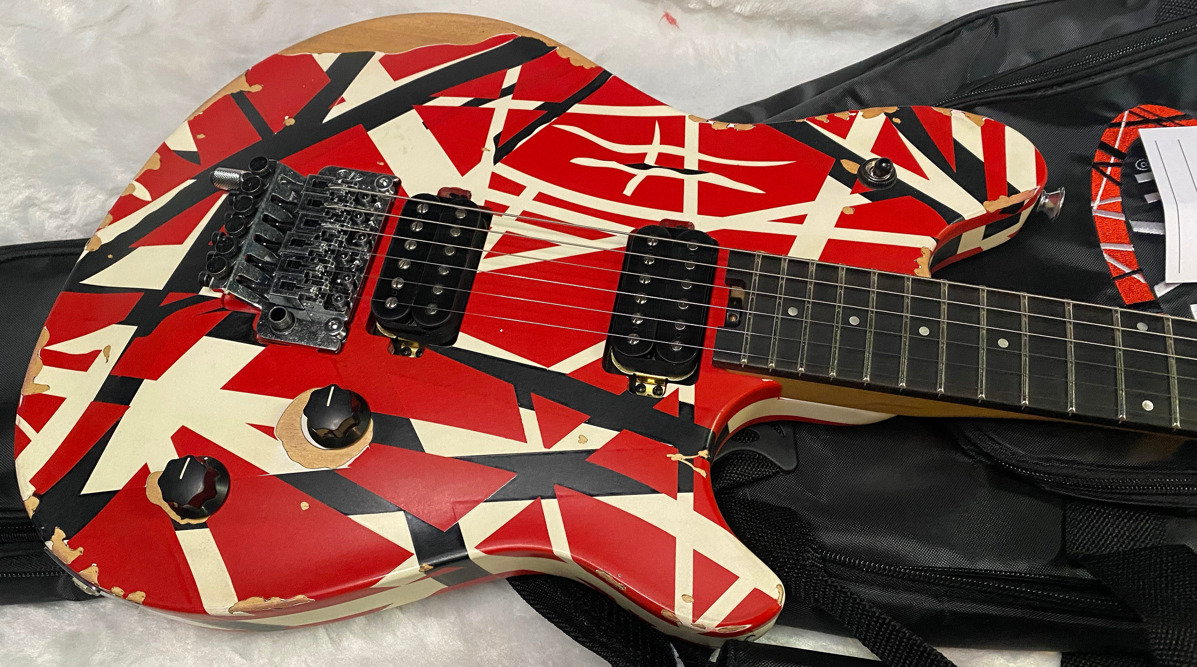 NEW ! EVH Limited Edition Wolfgang Special Striped Series - Ebony Fingerboard, Red, Black, White, Aged - 8lbs - Authorized Dealer - G07161