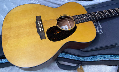 NEW! Martin Road Series 000-10E Retro Acoustic-Electric Guitar - Natural Aging Toner - 4.3 lbs - Authorized Dealer - G07162