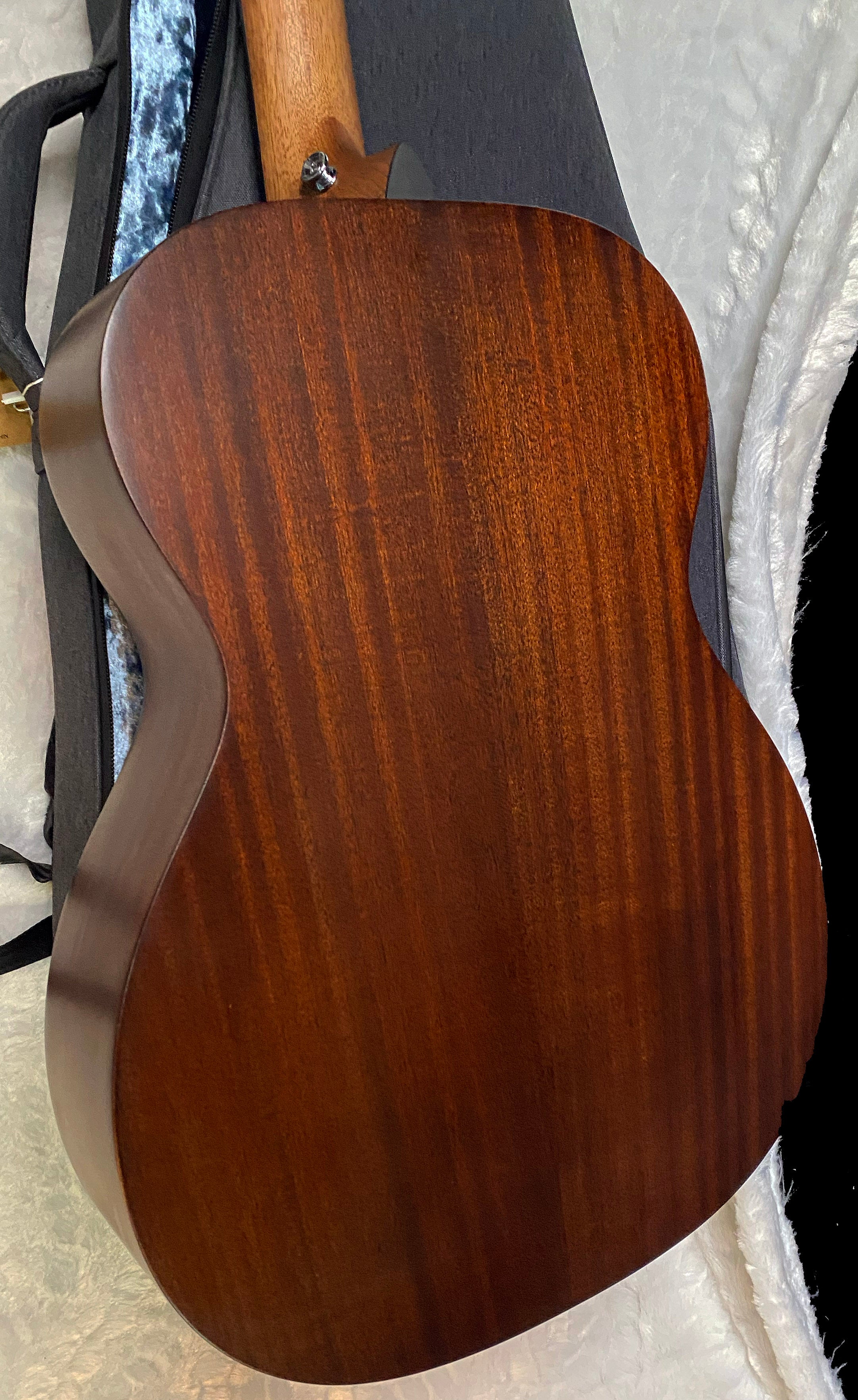 NEW! Martin Road Series 000-10E Retro Acoustic-Electric Guitar - Natural Aging Toner - 4.3 lbs - Authorized Dealer - G07162