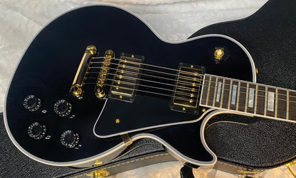 NEW! Gibson Custom Shop Les Paul Custom - Ebony Fingerboard - Authorized Dealer - Only 9.85 lbs - G06439