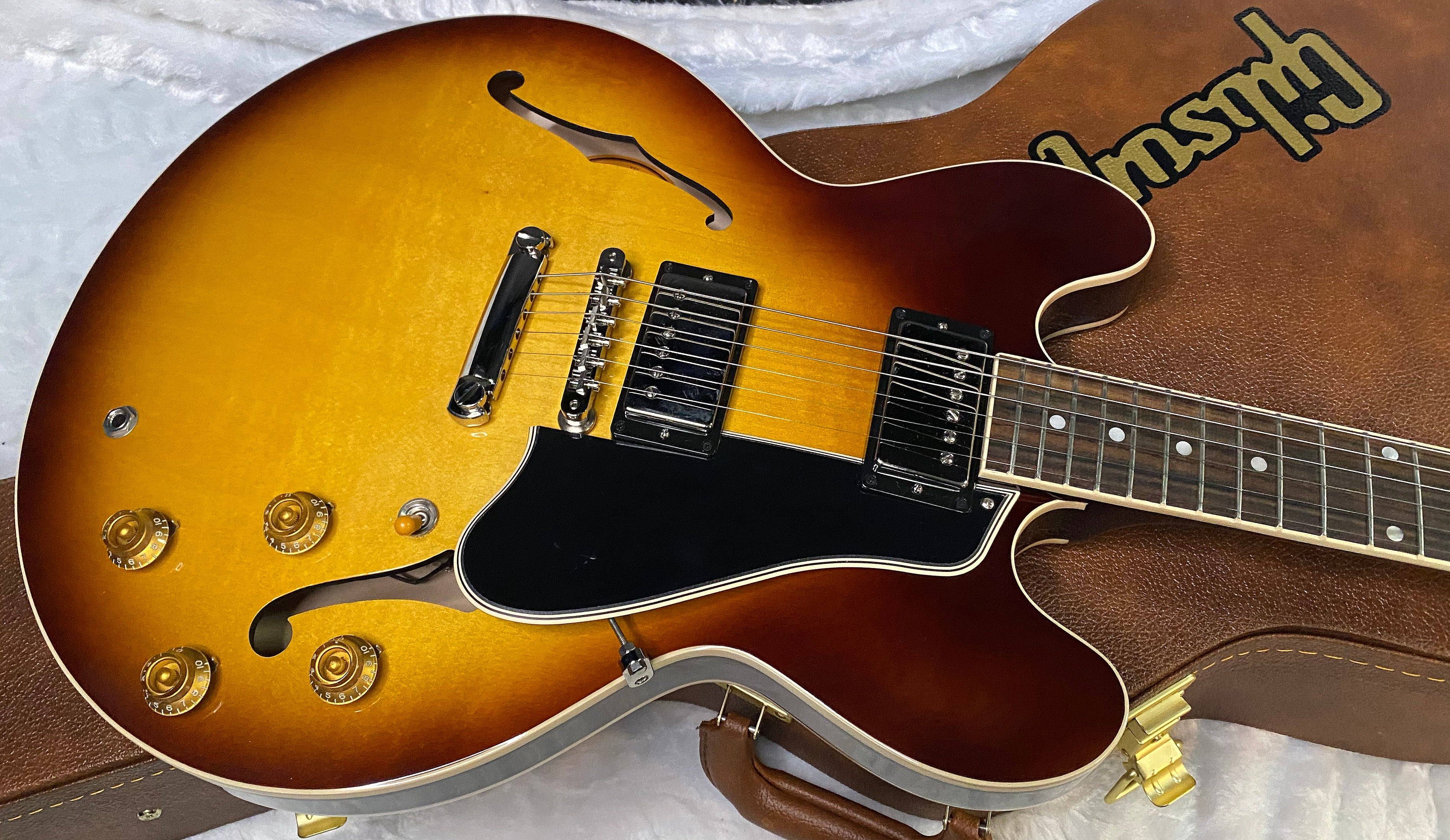NEW ! Gibson ES-335 50s Semi-Hollowbody Electric Guitar - Vintage Tobacco Burst - Authorized Dealer - 7.8 lbs - G07154
