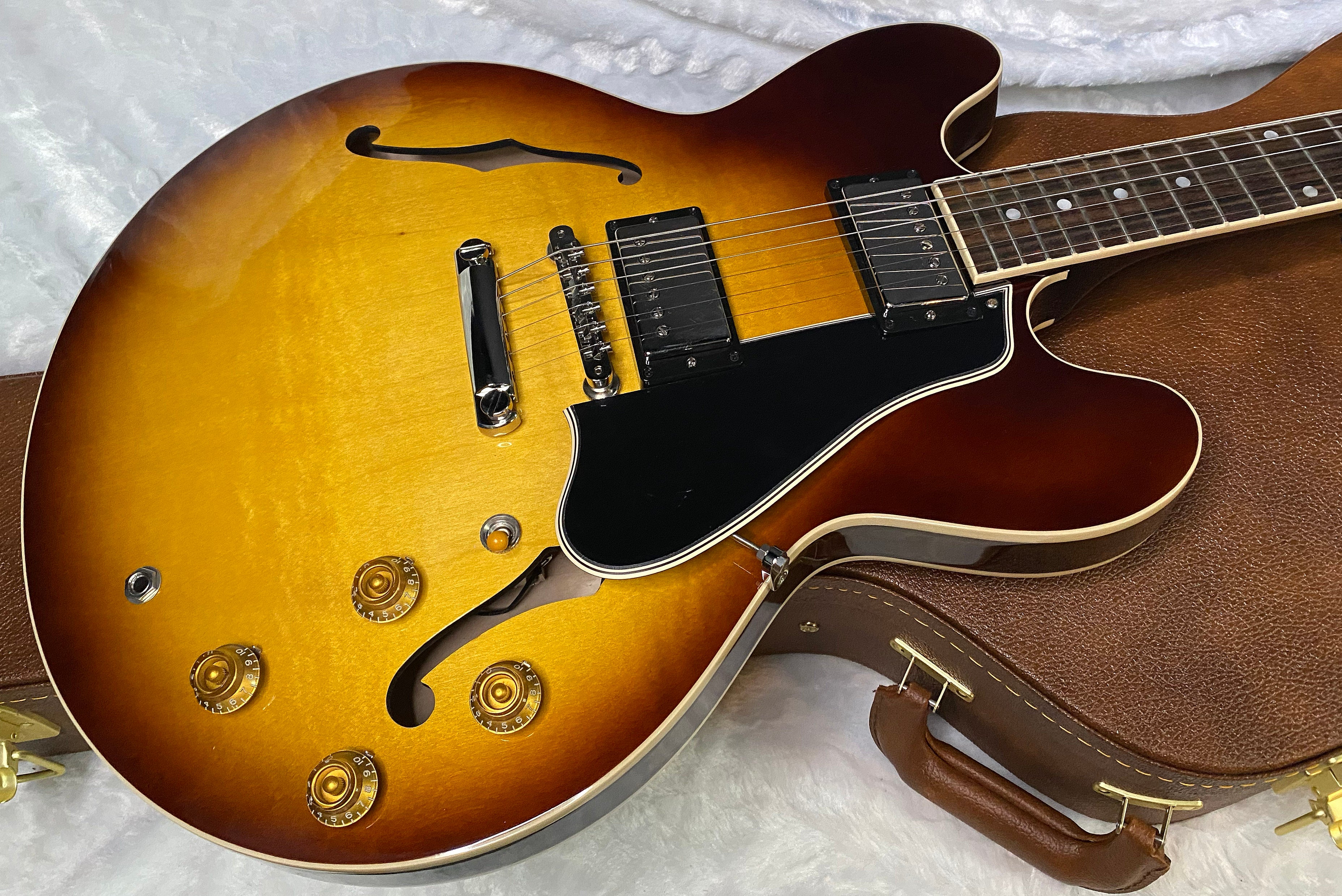 NEW ! Gibson ES-335 50s Semi-Hollowbody Electric Guitar - Vintage Tobacco Burst - Authorized Dealer - 7.8 lbs - G07154