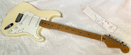 NEW! Fender Limited Edition Independent Dealer Exclusive II Player Stratocaster - Roasted Maple Neck - Olympic White - 7.8lbs - Authorized Dealer - G07153