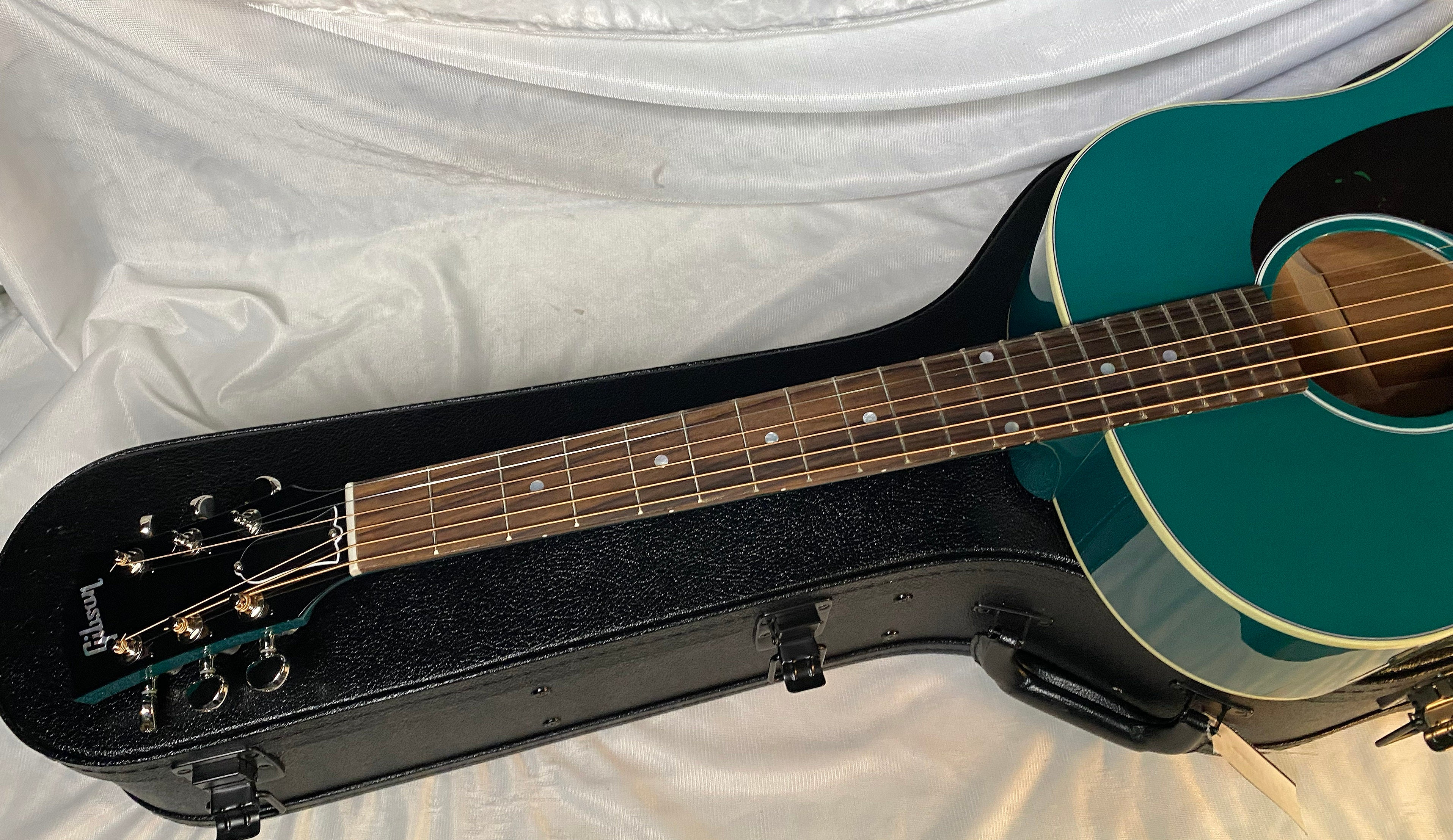 NEW! Gibson J-45 Standard Acoustic Electric Guitar - Translucent Teal - Authorized Dealer - 4.8lbs - G05729