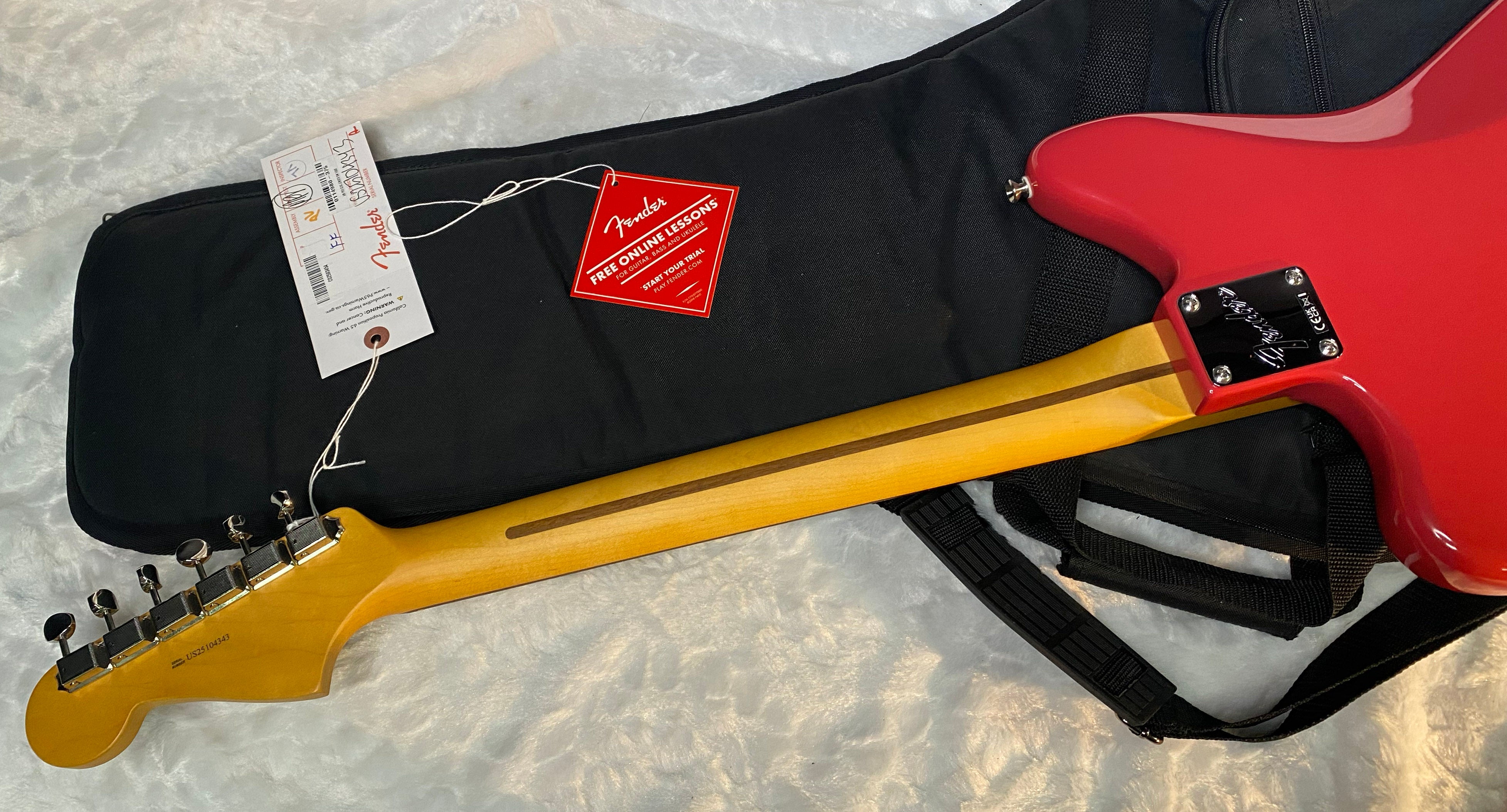 NEW! Fender American Professional Classic Jazzmaster - Faded Dakota Red - Authorized Dealer - G06528