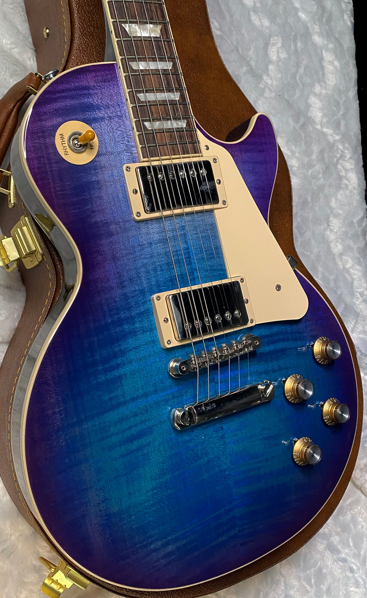 NEW! Gibson Les Paul Standard '60s Blueberry Burst - Authorized Dealer - 10.2 lbs - G07884