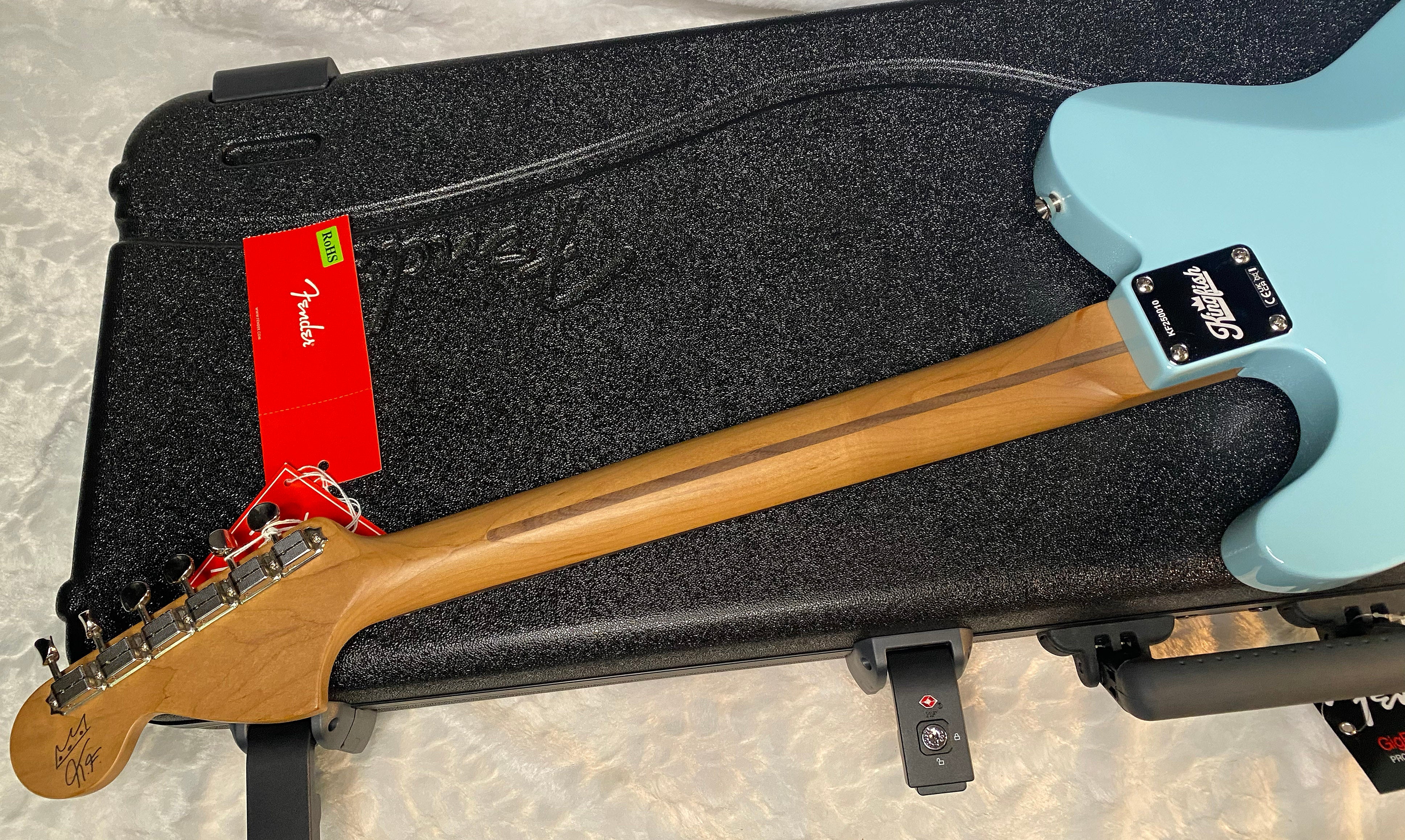 NEW! Fender Kingfish Delta Day Telecaster Deluxe - Daphne Blue - Hardshell Case - Authorized Dealer - 8.4 lbs - G06516