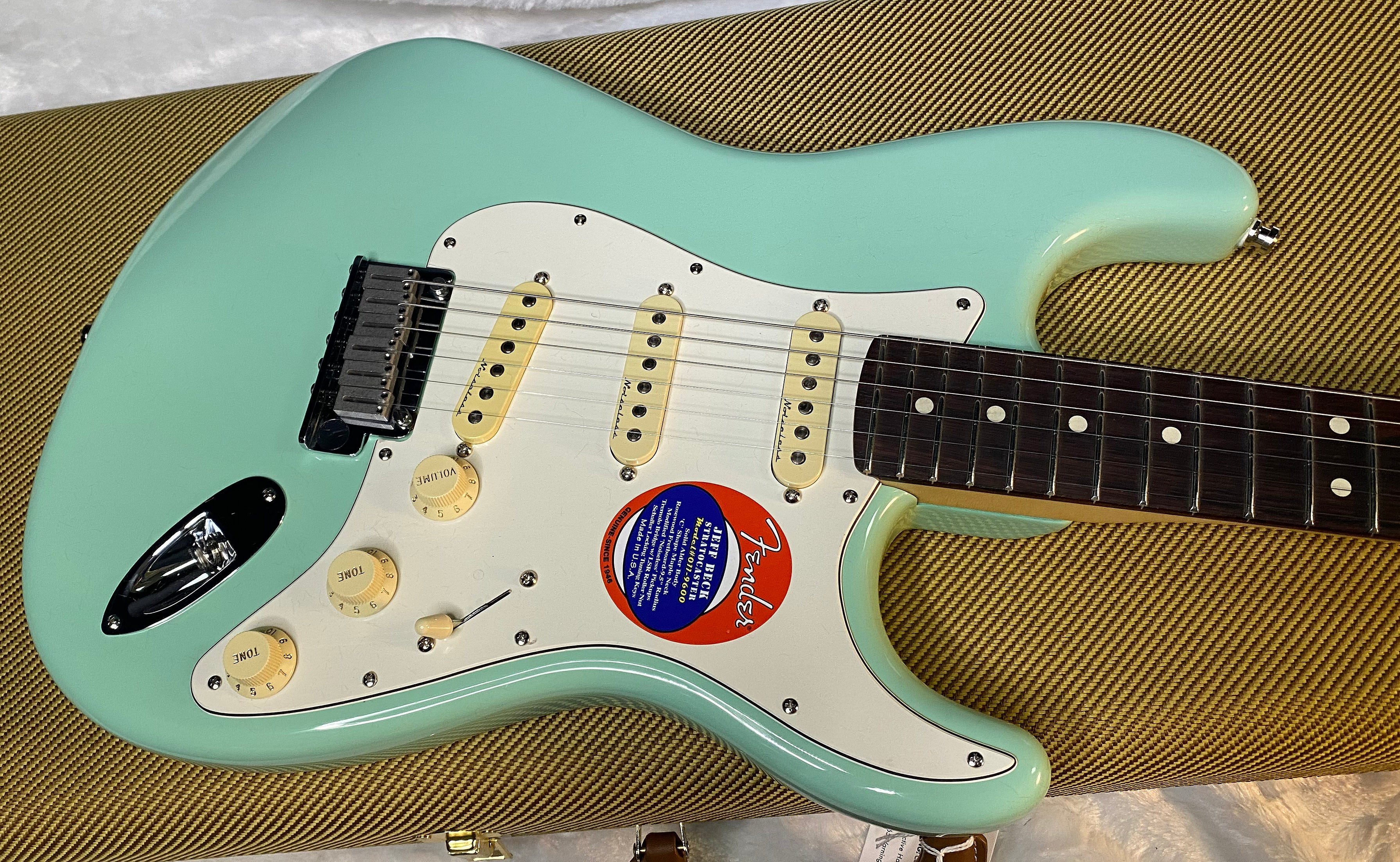 NEW! Fender Jeff Beck Artist Series Stratocaster Surf Green - 8lbs - Authorized Dealer - G06525