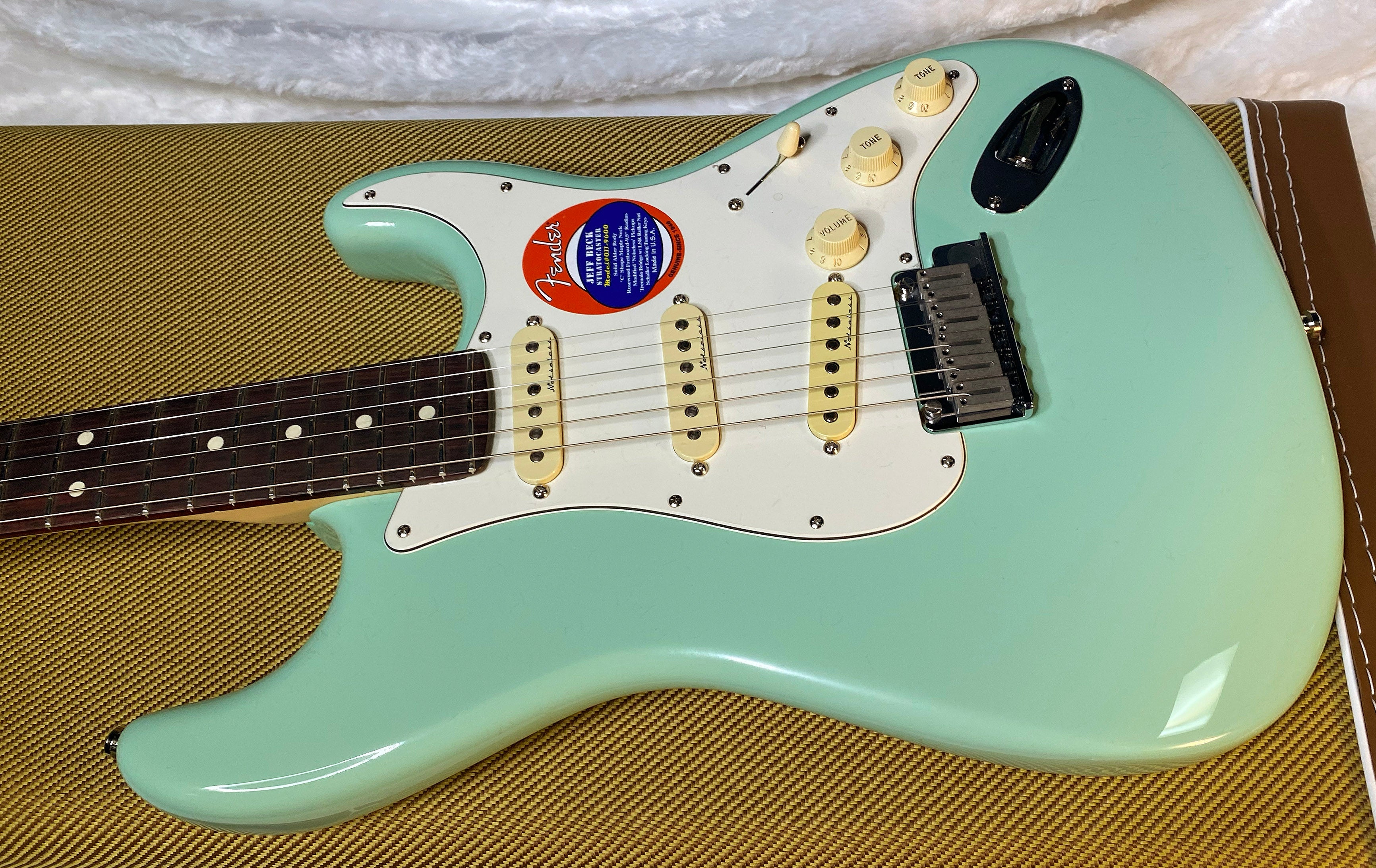 NEW! Fender Jeff Beck Artist Series Stratocaster Surf Green - 8lbs - Authorized Dealer - G06525