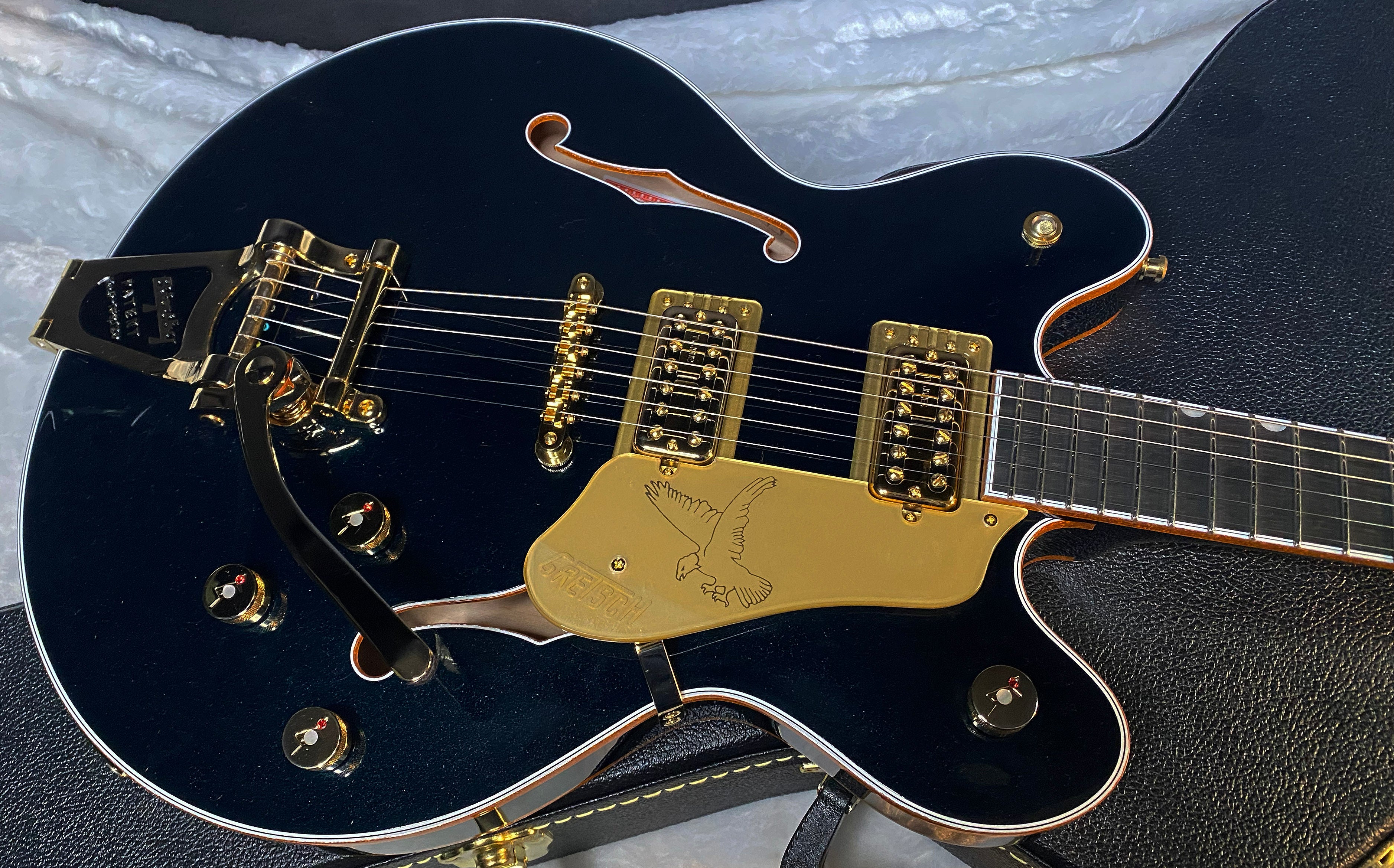 NEW! Gretsch Falcon Center Block LTD String-Thru Bigsby Gold Hardware - Ebony Board - Midnight Sapphire - Hardshell Case - Japan - Authorized Dealer - G06545