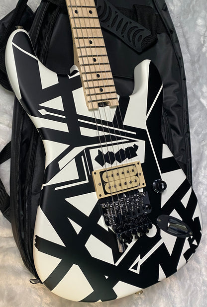 NEW EVH Striped Series Shapes Electric Guitar - White and Black - Gig Bag - 7.4lbs - Authorized Dealer - G07843
