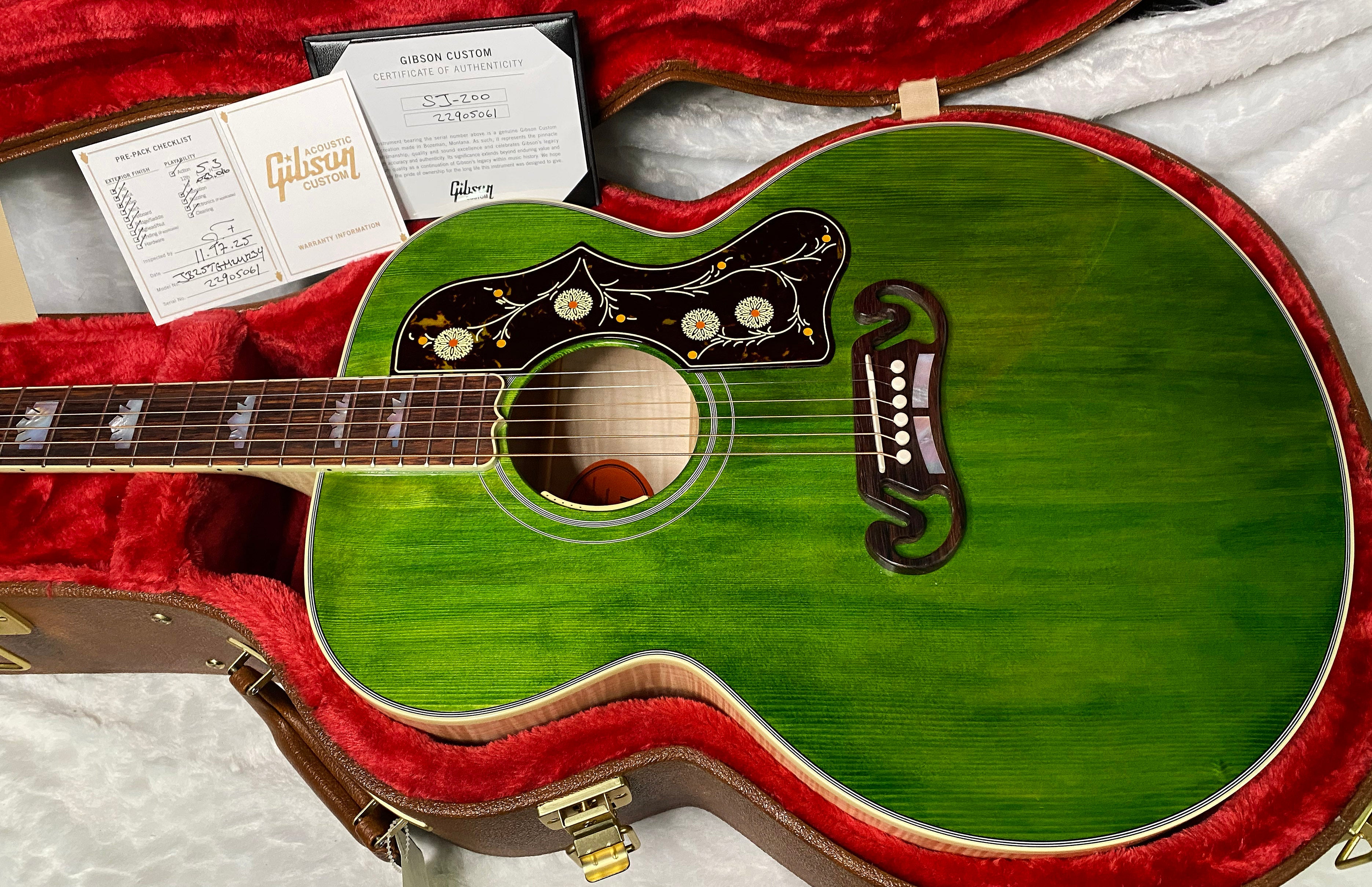 NEW ! Gibson SJ-200 Standard - Custom Shop - Dealer Select - Super RARE - Green Top - Authorized Dealer - AAAAA Flamed Natural Maple Back & Sides - G07203