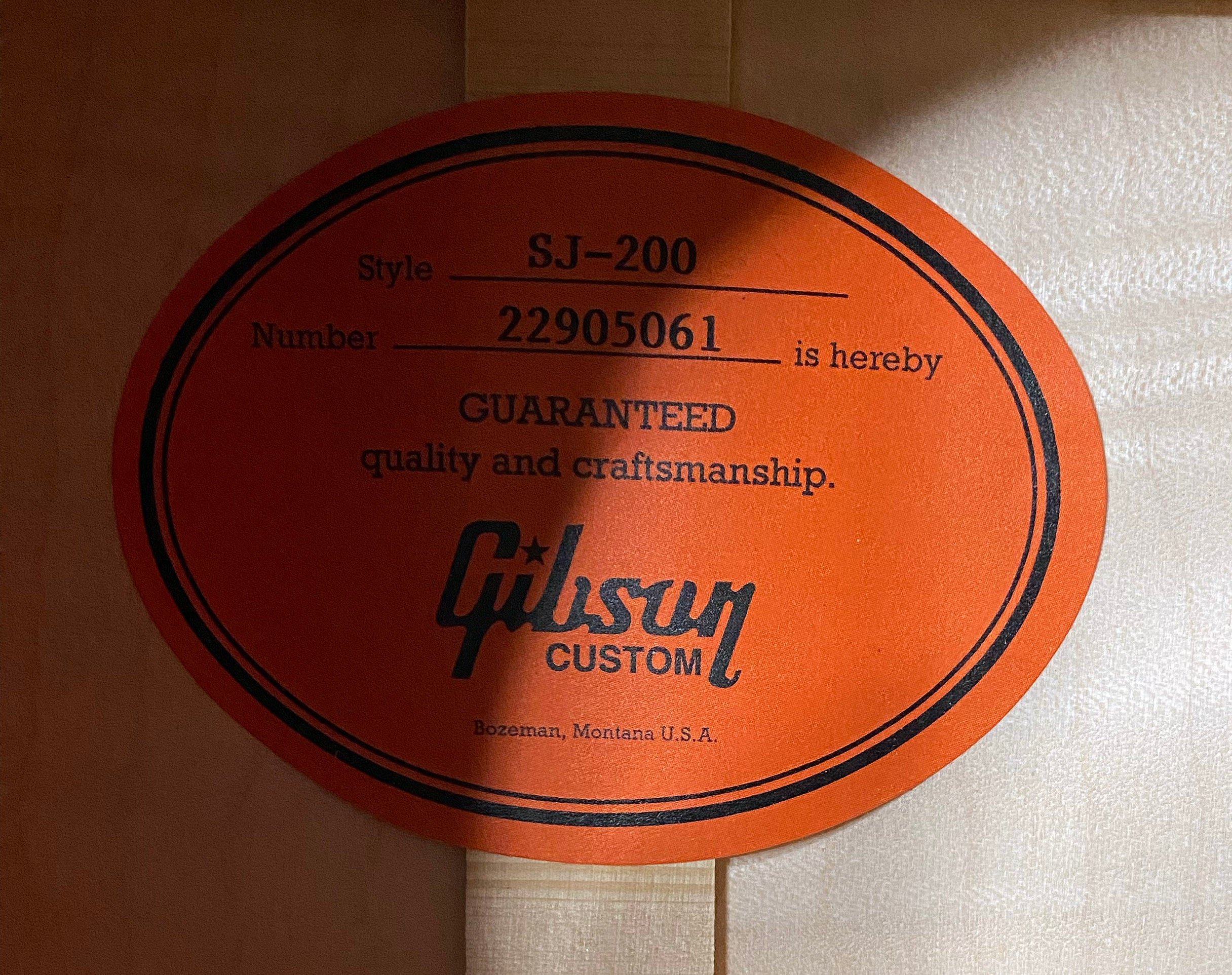 NEW ! Gibson SJ-200 Standard - Custom Shop - Dealer Select - Super RARE - Green Top - Authorized Dealer - AAAAA Flamed Natural Maple Back & Sides - G07203