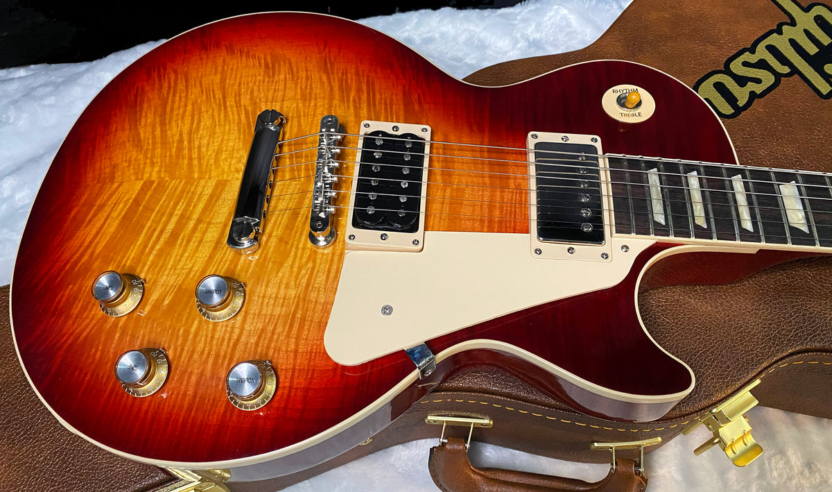 NEW ! Gibson Les Paul Standard '60s - KILLER AAA Flame - Factory Sunburst (custom shop finish) - Bizarre Guitar Limited Edition - .9.2lbs - Authorized Dealer - G07956