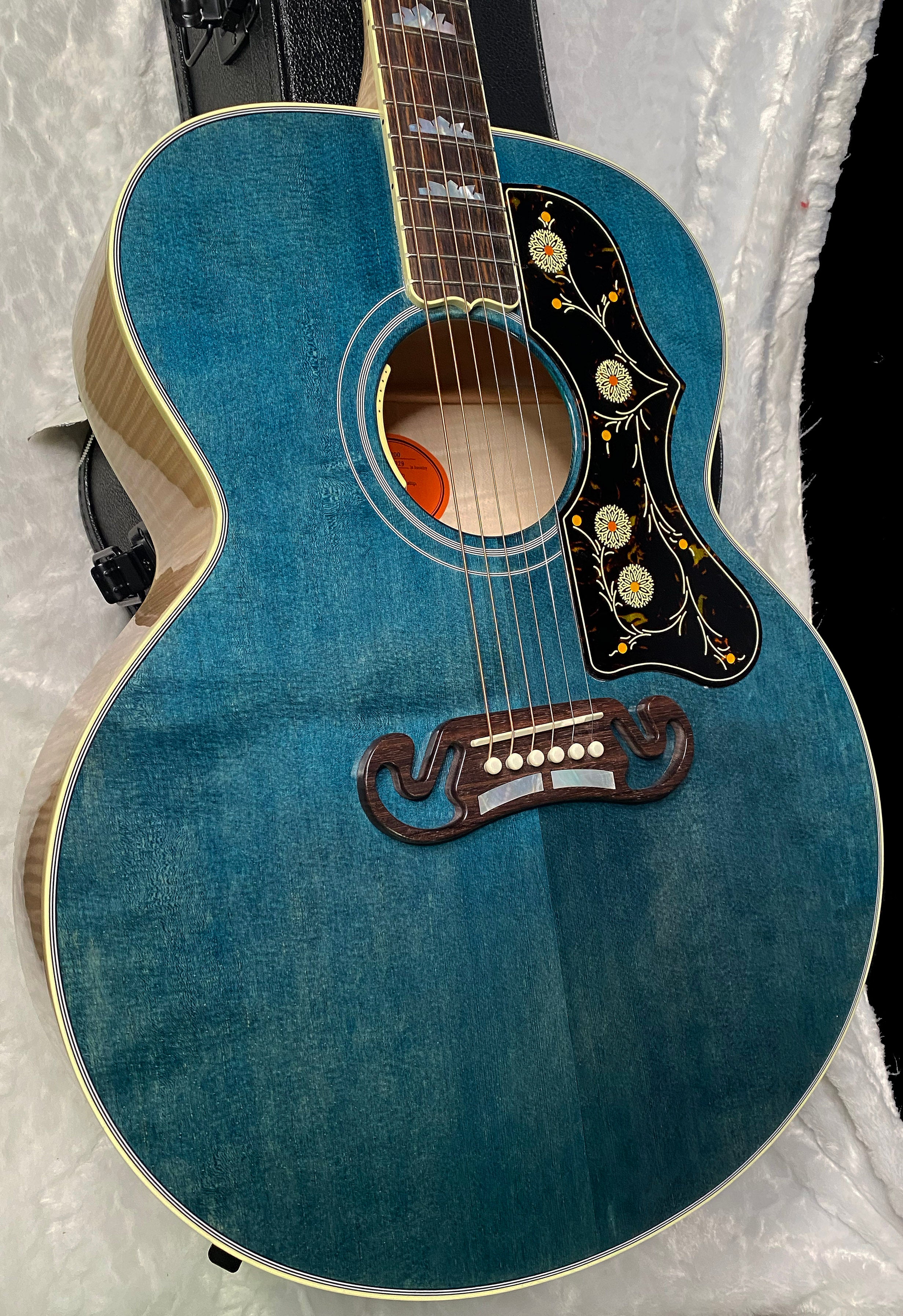 NEW ! Gibson SJ-200 Standard - Custom Shop - Dealer Select - Super RARE - Blue Top - Authorized Dealer - AAAAA Flamed Natural Maple Back & Sides - G07206