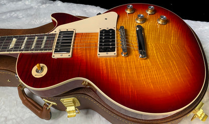 NEW ! Gibson Les Paul Standard '60s - KILLER AAA Flame - Factory Sunburst (custom shop finish) - Bizarre Guitar Limited Edition - .9.2lbs - Authorized Dealer - G07956