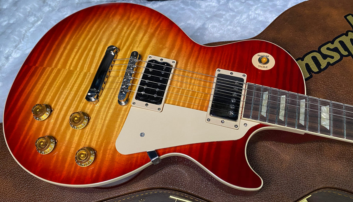 NEW ! Gibson Les Paul Standard '50s - KILLER AAA Flame - Factory Sunburst (custom shop finish) - Bizarre Guitar Limited Edition - .9.3 lbs - Authorized Dealer - G07970