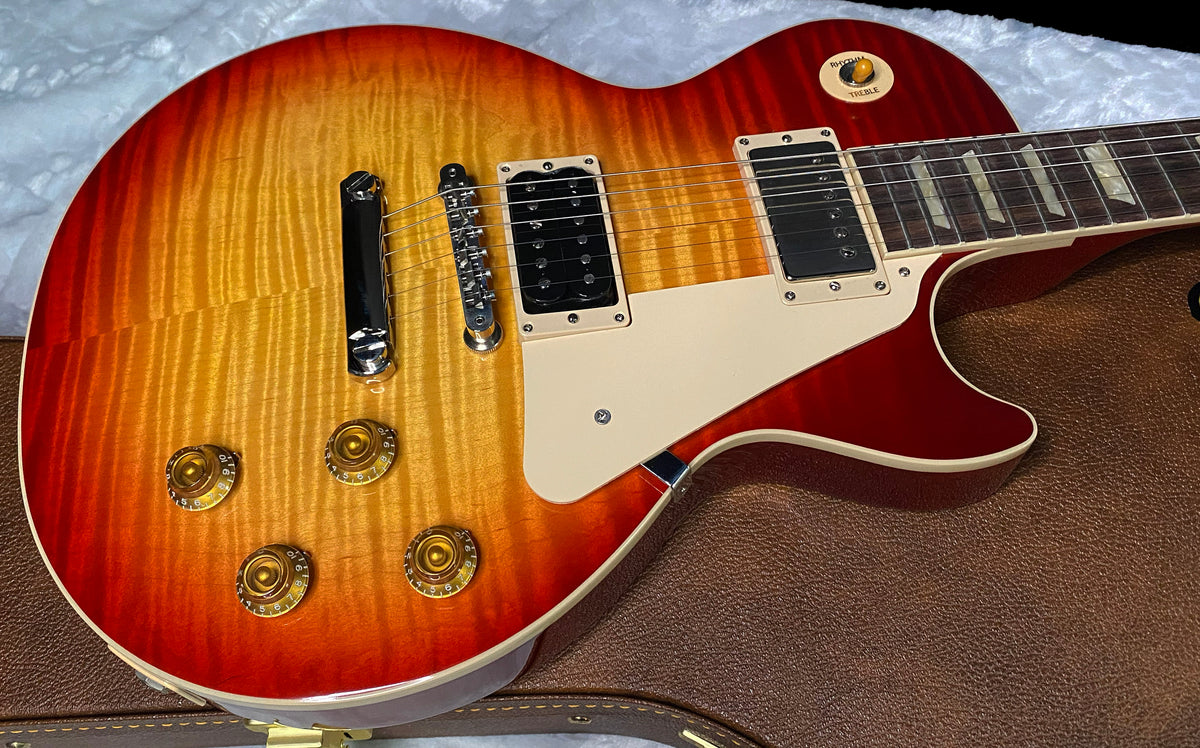 NEW ! Gibson Les Paul Standard '50s - KILLER AAA Flame - Factory Sunburst (custom shop finish) - Bizarre Guitar Limited Edition - .9.3 lbs - Authorized Dealer - G07970