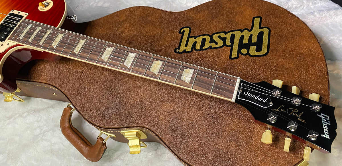NEW ! Gibson Les Paul Standard '50s - KILLER AAA Flame - Factory Sunburst (custom shop finish) - Bizarre Guitar Limited Edition - .9.3 lbs - Authorized Dealer - G07970